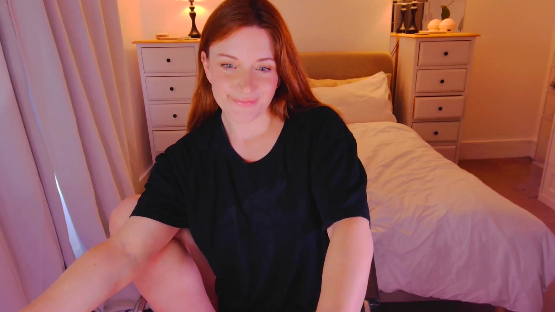 Gallery image thumbnail from xDaisyx's myfreecams stream on, 11/13/2025, 15:58 image 17 of 20