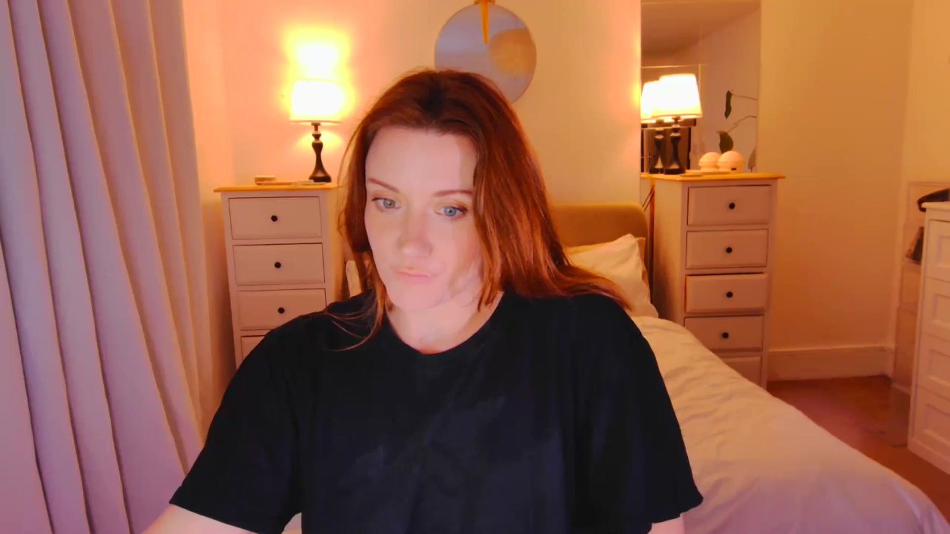 Gallery image thumbnail from xDaisyx's myfreecams stream on, 11/13/2025, 16:50 image 17 of 20