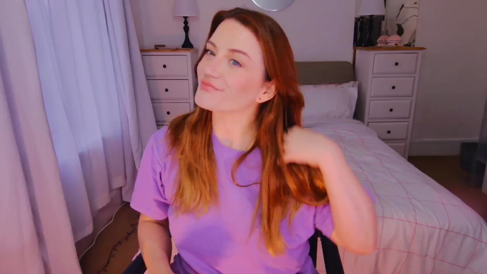 Gallery image thumbnail from xDaisyx's myfreecams stream on, 11/20/2025, 16:46 image 6 of 20