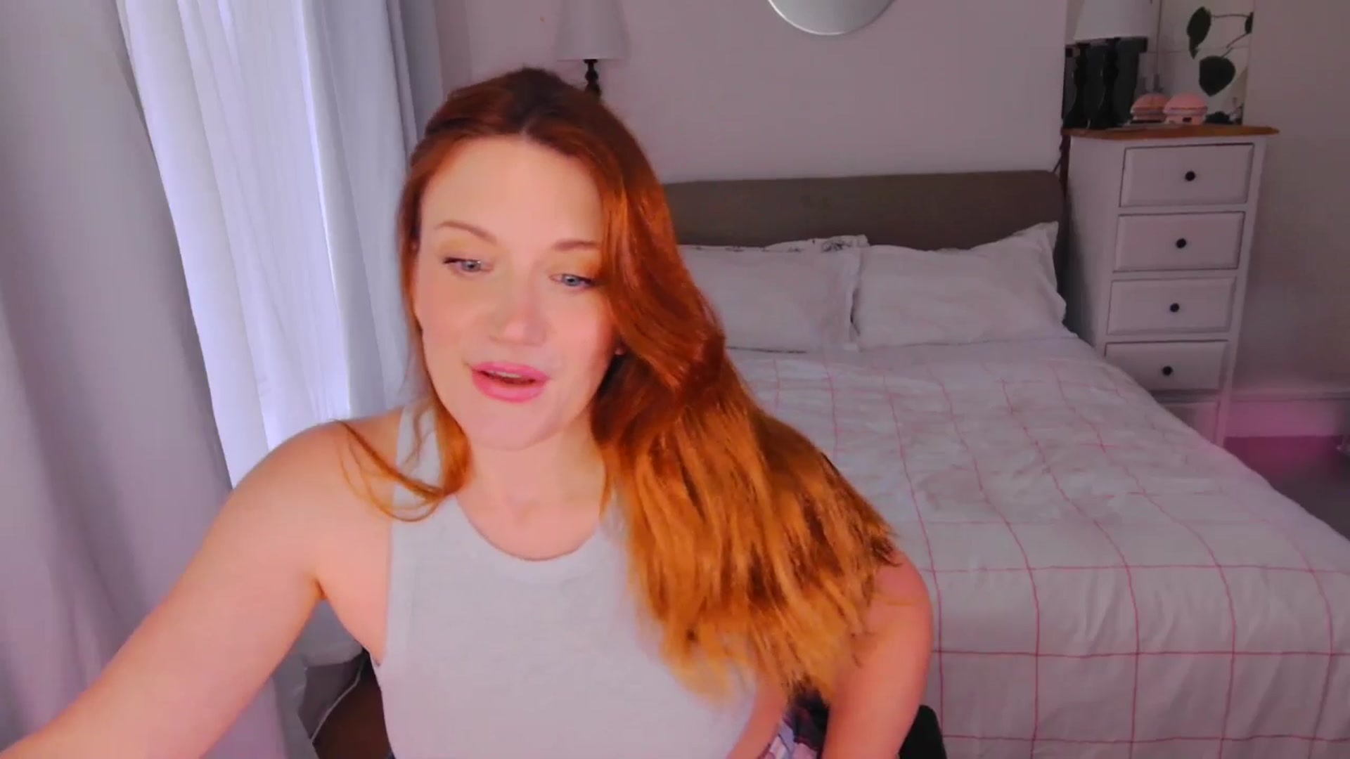 Gallery image thumbnail from xDaisyx's myfreecams stream on, 11/24/2025, 15:19 image 17 of 20
