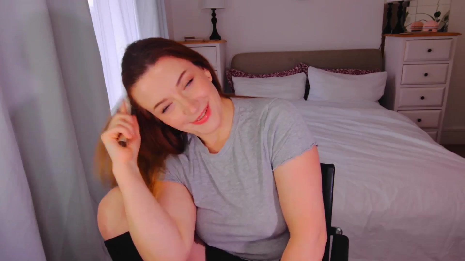 Gallery image thumbnail from xDaisyx's myfreecams stream on, 11/27/2025, 14:54 image 7 of 20