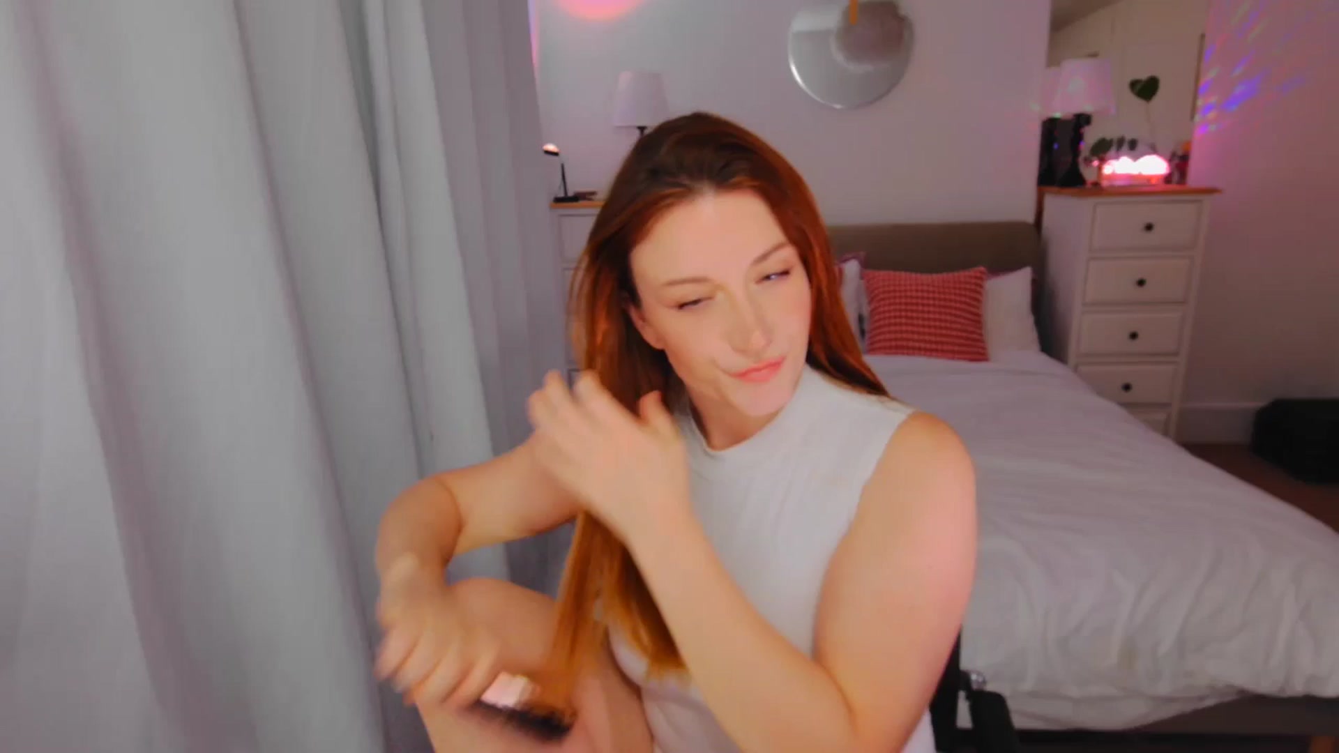 Gallery image thumbnail from xDaisyx's myfreecams stream on, 12/09/2025, 15:04 image 17 of 20