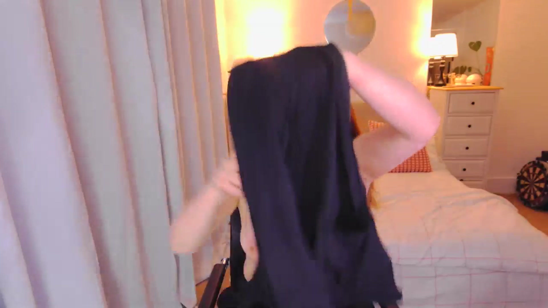 Gallery image thumbnail from xDaisyx's myfreecams stream on, 12/11/2025, 16:33 image 11 of 20