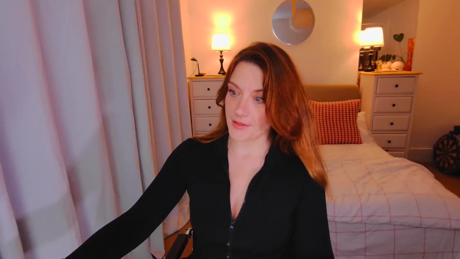 Gallery image thumbnail from xDaisyx's myfreecams stream on, 12/11/2025, 16:33 image 18 of 20