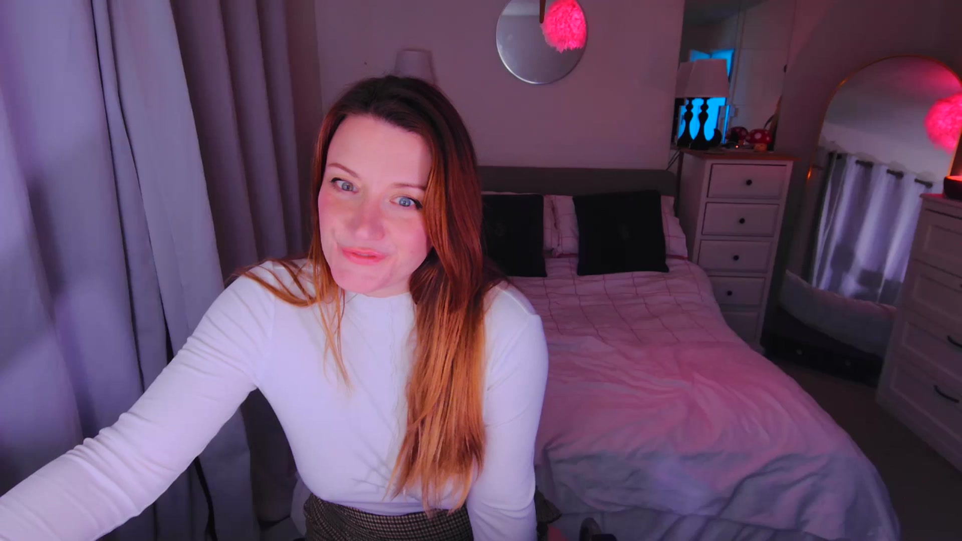 Gallery image thumbnail from xDaisyx's myfreecams stream on, 01/12/2026, 17:34 image 11 of 20