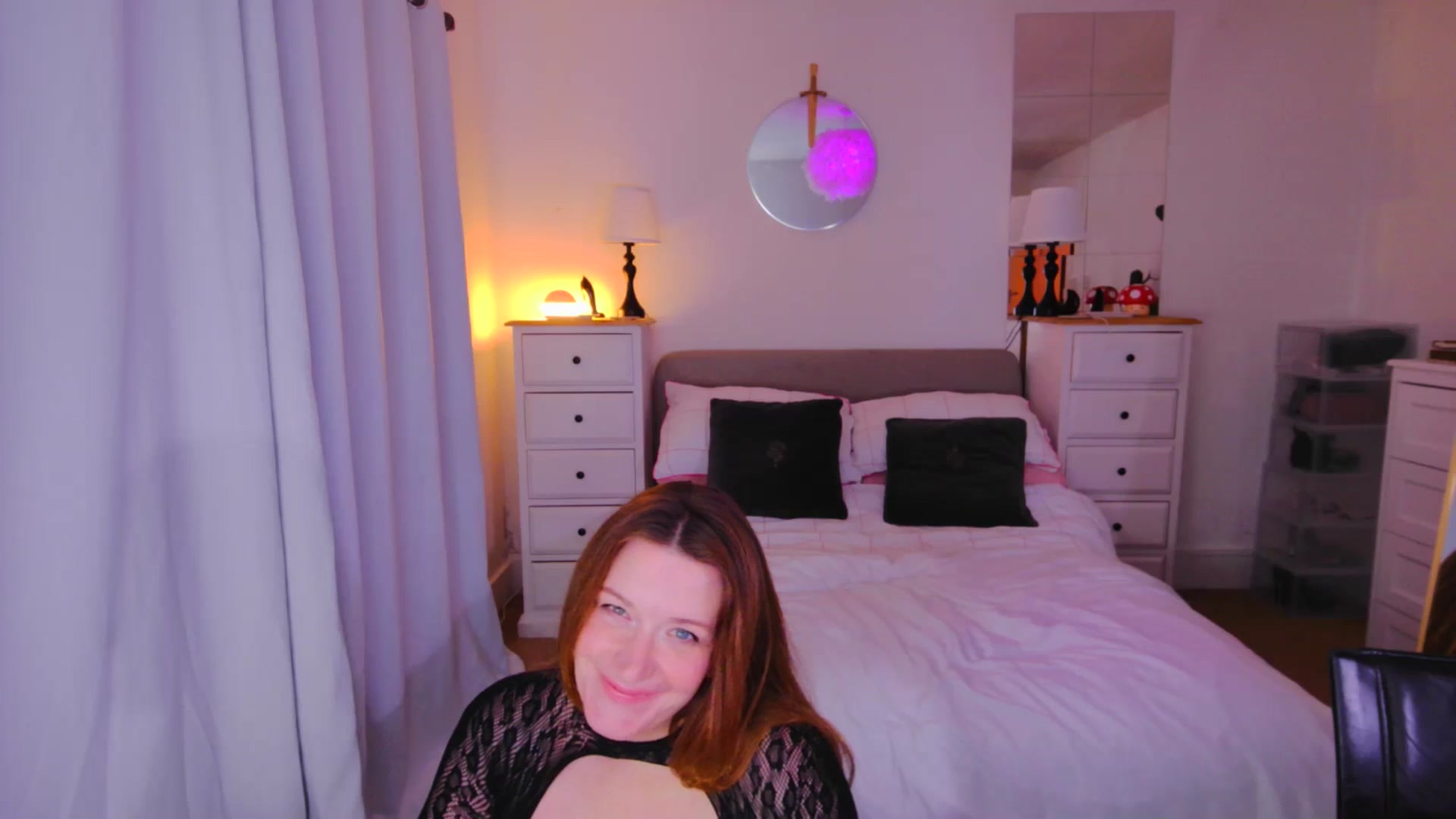 Gallery image thumbnail from xDaisyx's myfreecams stream on, 01/17/2026, 01:37 image 16 of 20