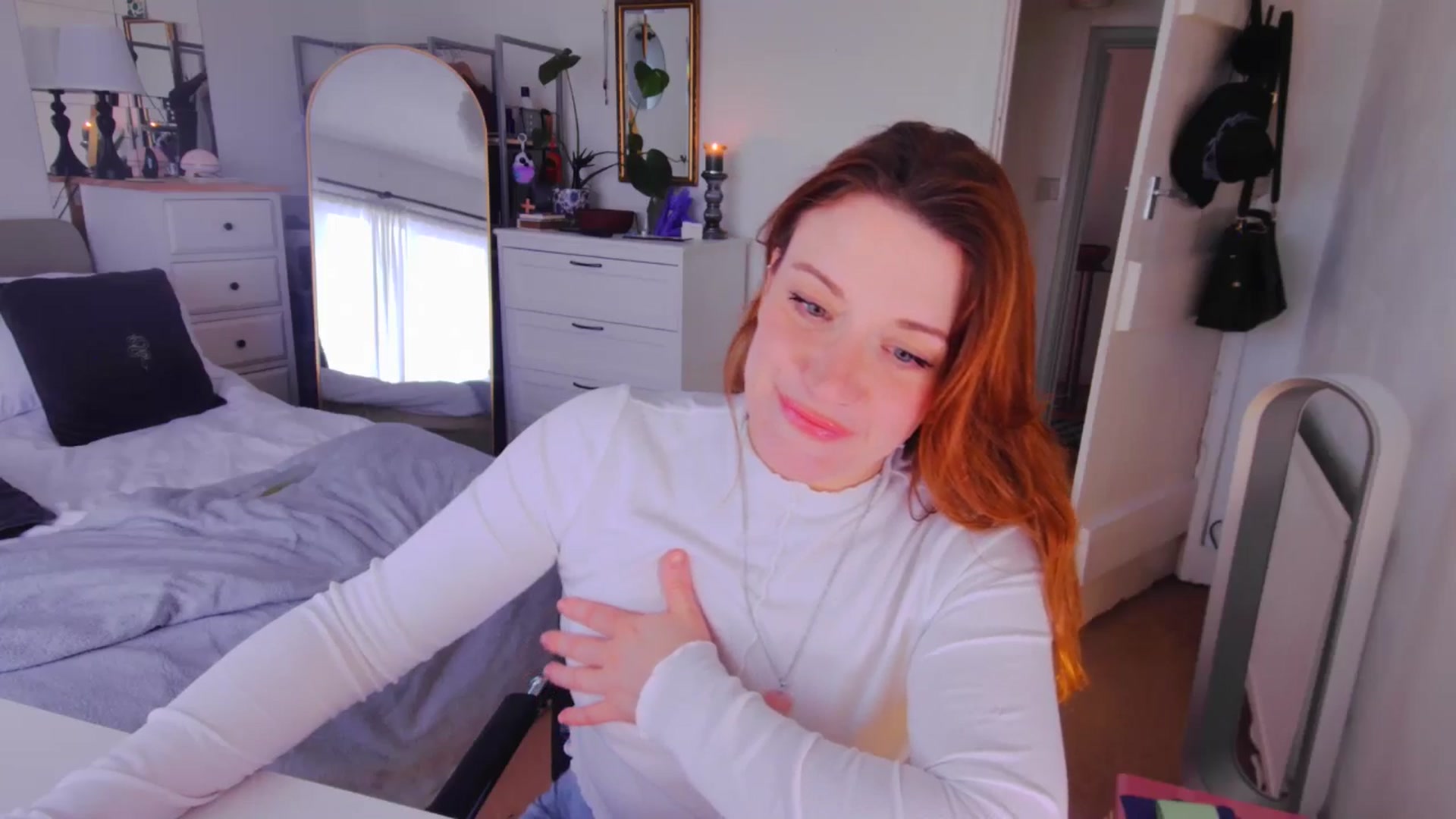 Gallery image thumbnail from xDaisyx's myfreecams stream on, 01/20/2026, 15:20 image 11 of 20