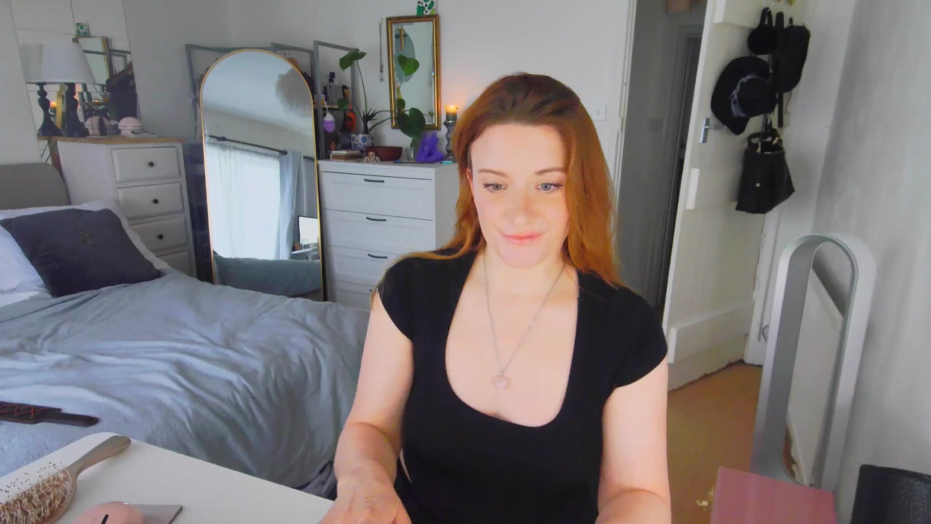 Gallery image thumbnail from xDaisyx's myfreecams stream on, 01/22/2026, 14:41 image 16 of 20