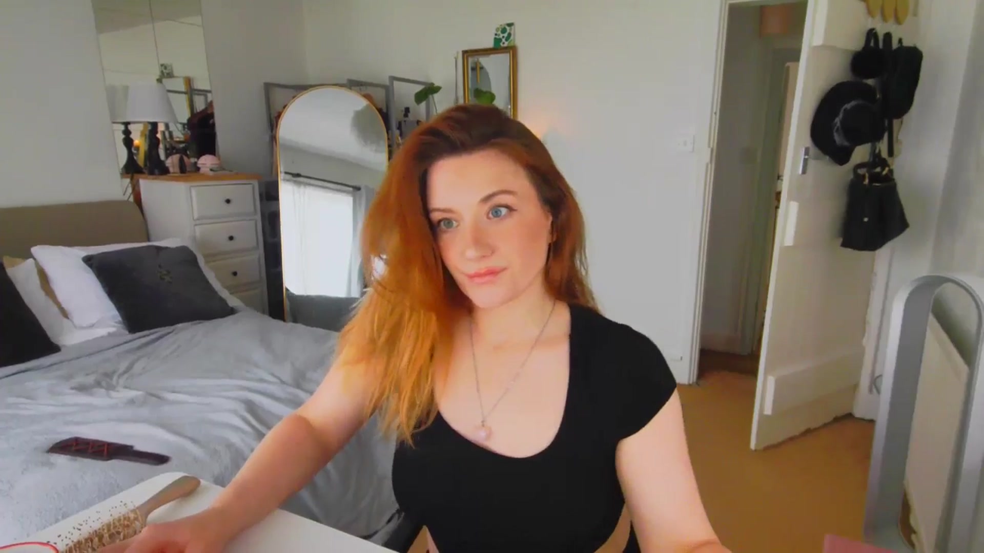 Gallery image thumbnail from xDaisyx's myfreecams stream on, 01/22/2026, 14:41 image 18 of 20