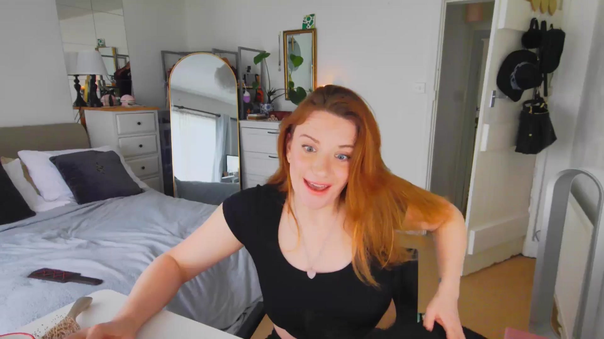 Gallery image thumbnail from xDaisyx's myfreecams stream on, 01/22/2026, 14:41 image 20 of 20