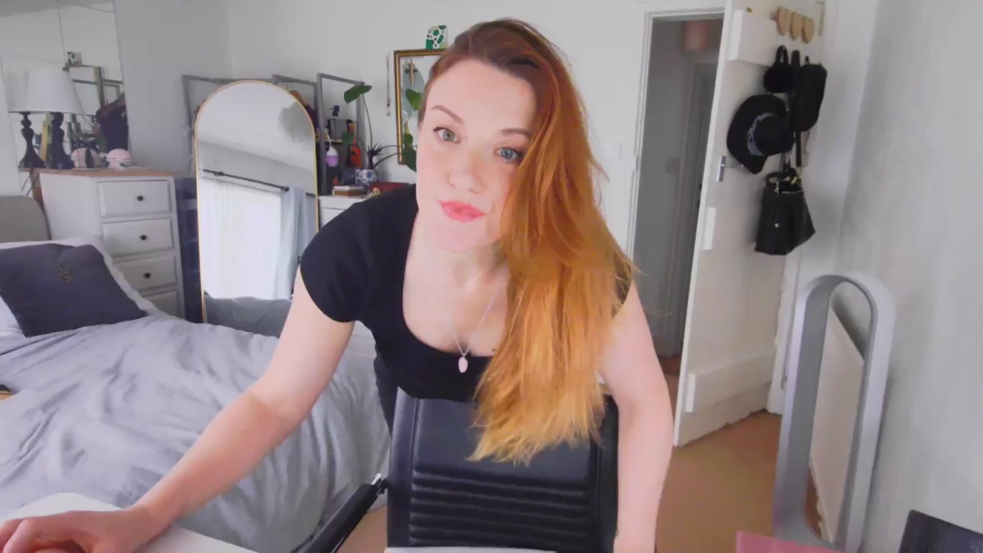 Gallery image thumbnail from xDaisyx's myfreecams stream on, 01/22/2026, 14:41 image 1 of 20