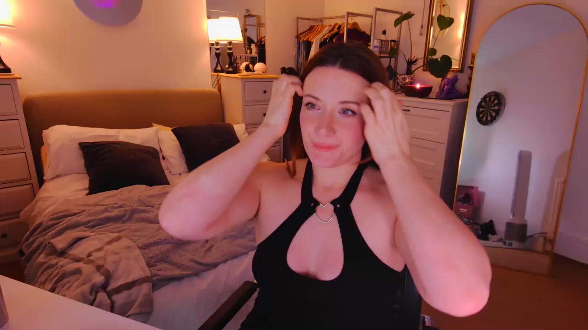 Gallery image thumbnail from xDaisyx's myfreecams stream on, 01/24/2026, 04:24 image 1 of 20
