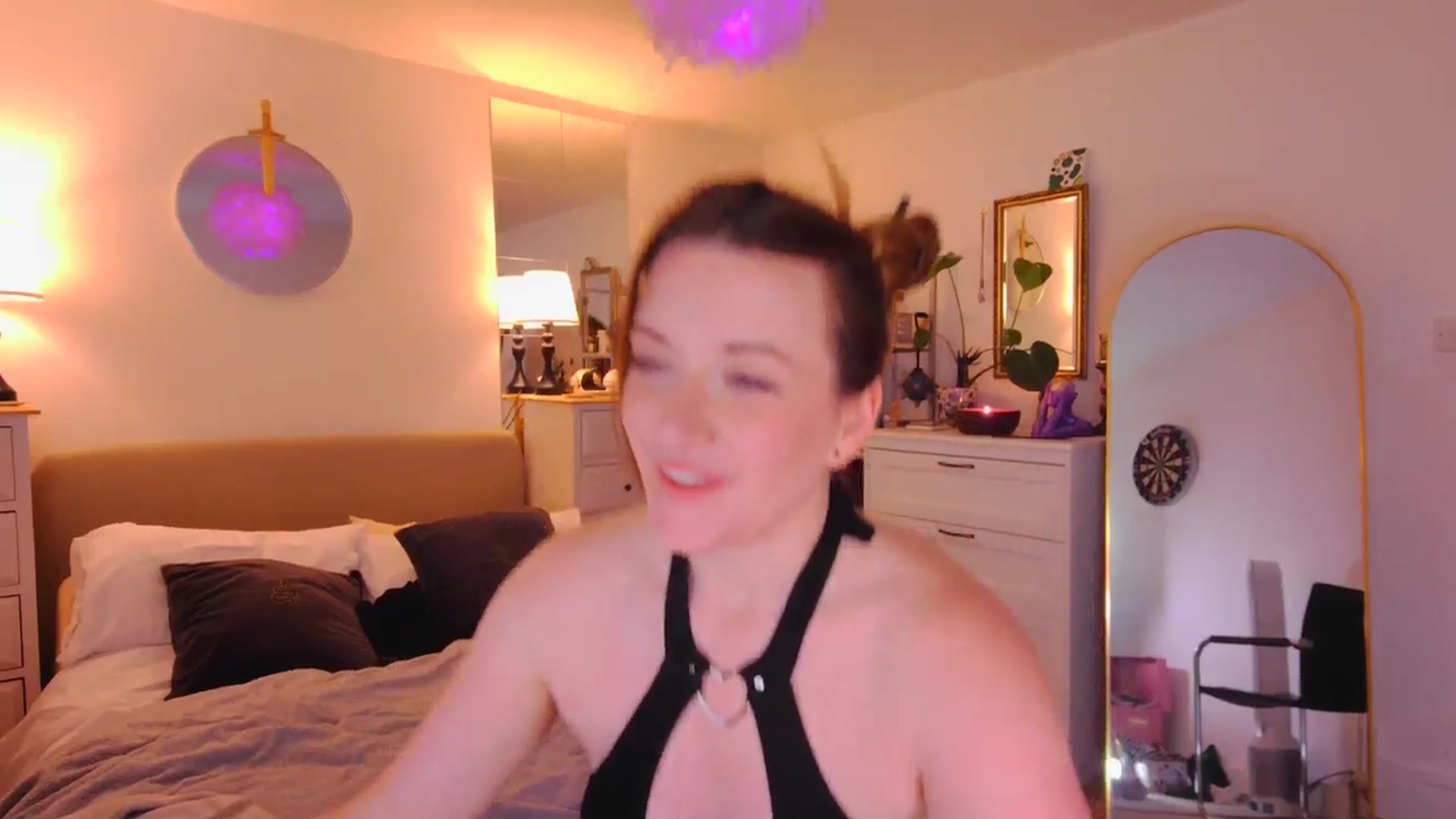 Gallery image thumbnail from xDaisyx's myfreecams stream on, 01/24/2026, 04:24 image 16 of 20