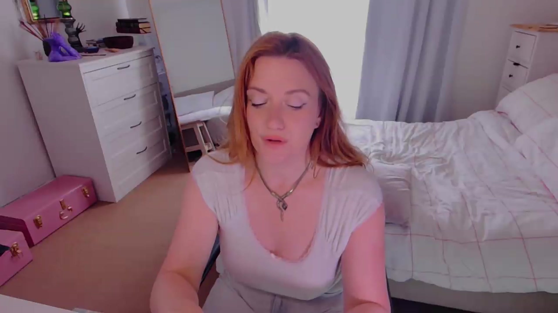 Gallery image thumbnail from xDaisyx's myfreecams stream on, 05/12/2026, 14:34 image 17 of 20