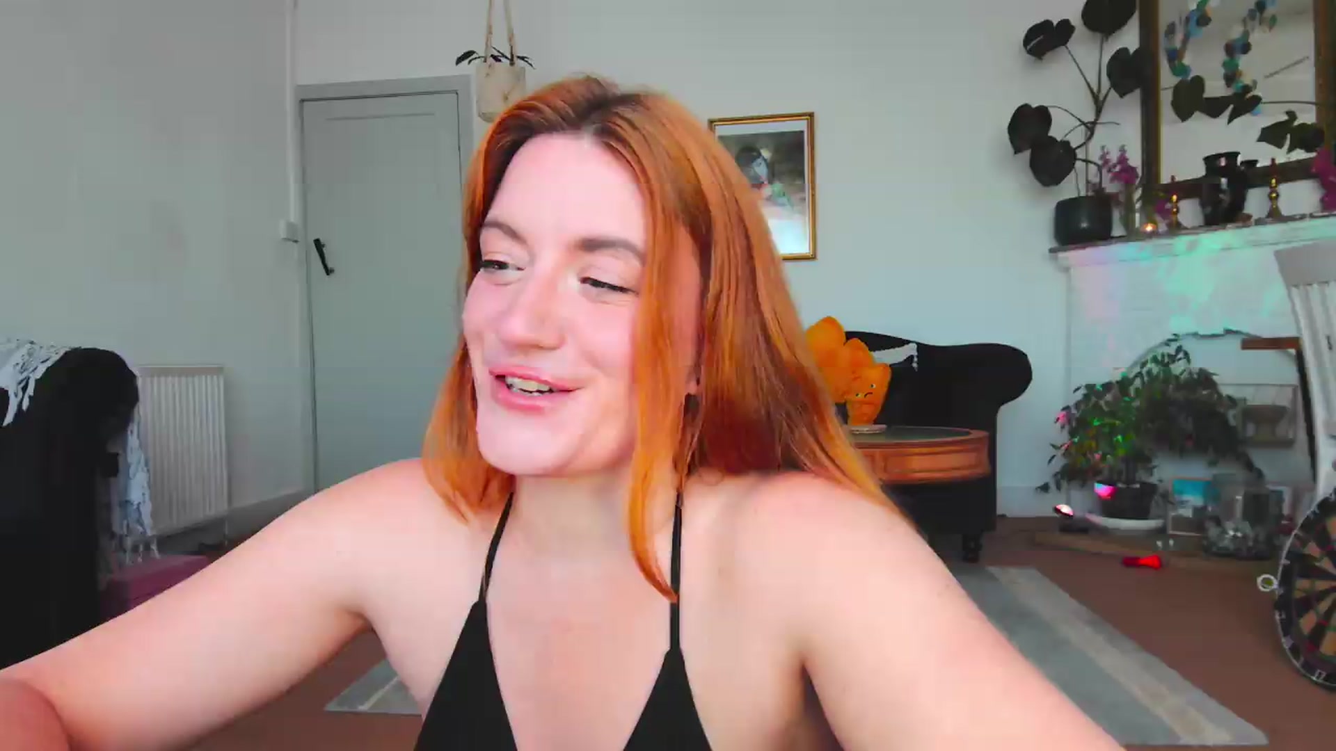 Gallery image thumbnail from xDaisyx's myfreecams stream on, 06/19/2026, 12:08 image 2 of 20