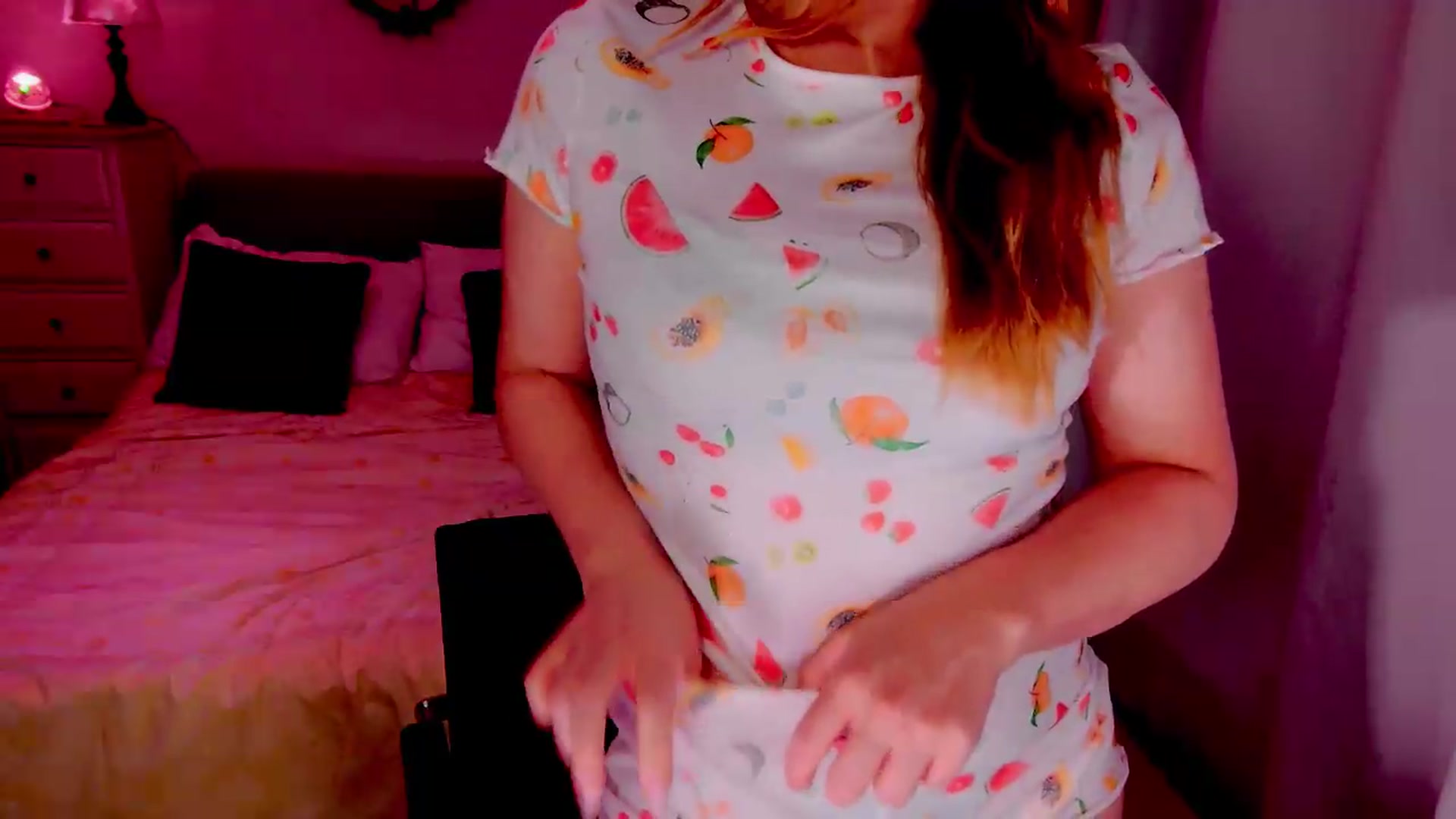 Gallery image thumbnail from xDaisyx's myfreecams stream on, 07/17/2026, 24:32 image 10 of 20