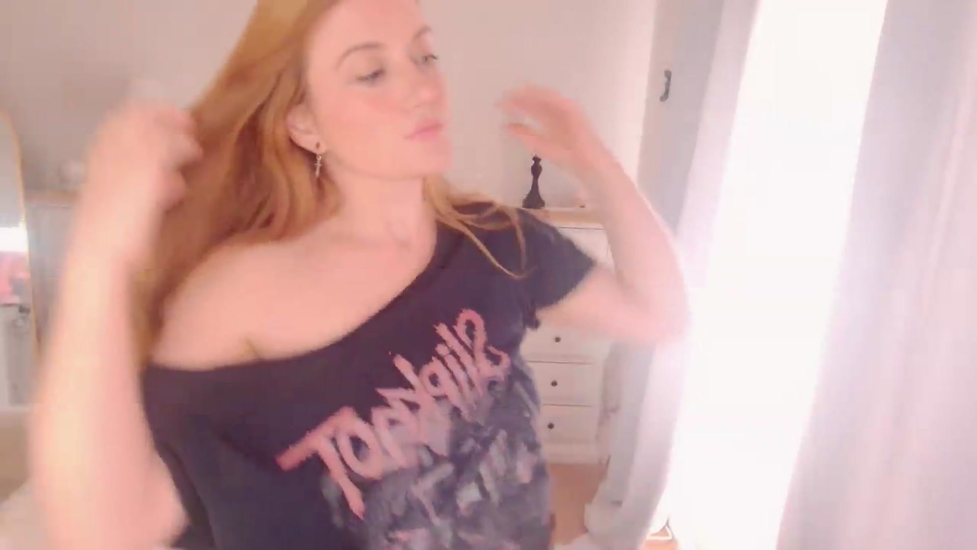 Gallery image thumbnail from xDaisyx's myfreecams stream on, 07/23/2026, 13:51 image 3 of 20