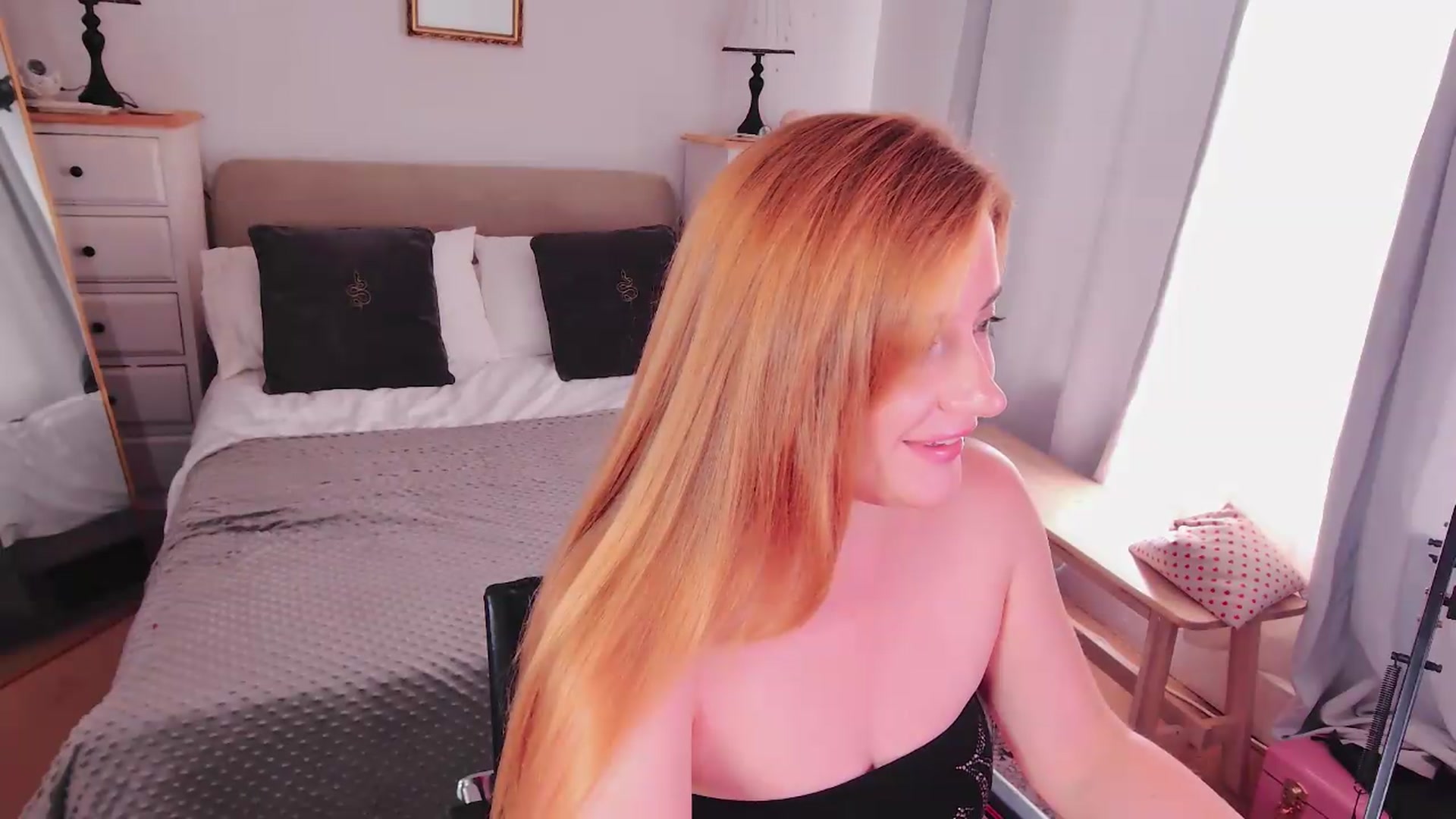 Gallery image thumbnail from xDaisyx's myfreecams stream on, 09/04/2026, 15:06 image 2 of 20