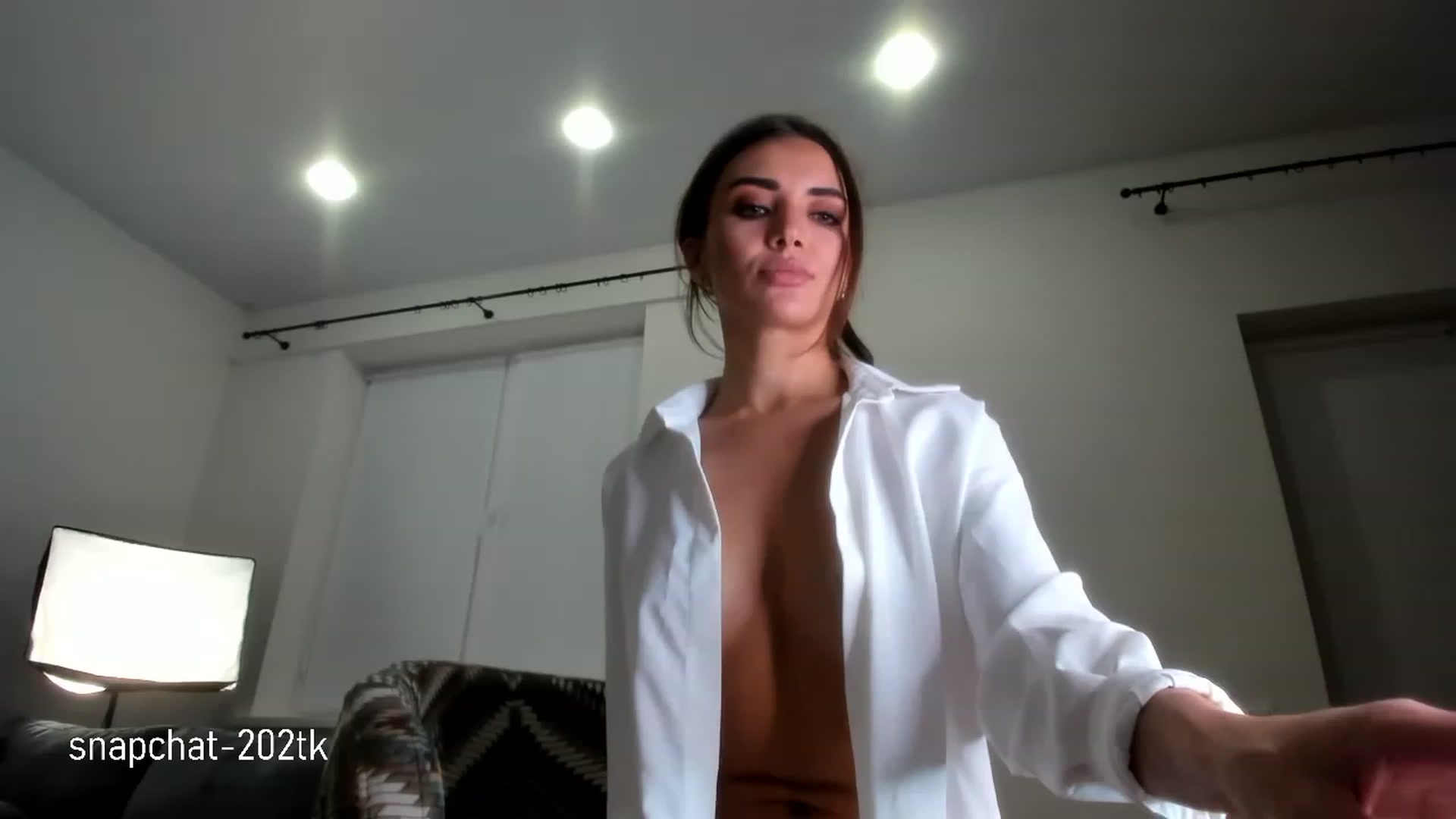 Gallery image thumbnail from xHobbyx's myfreecams stream on, 11/23/2022, 17:19 image 16 of 20