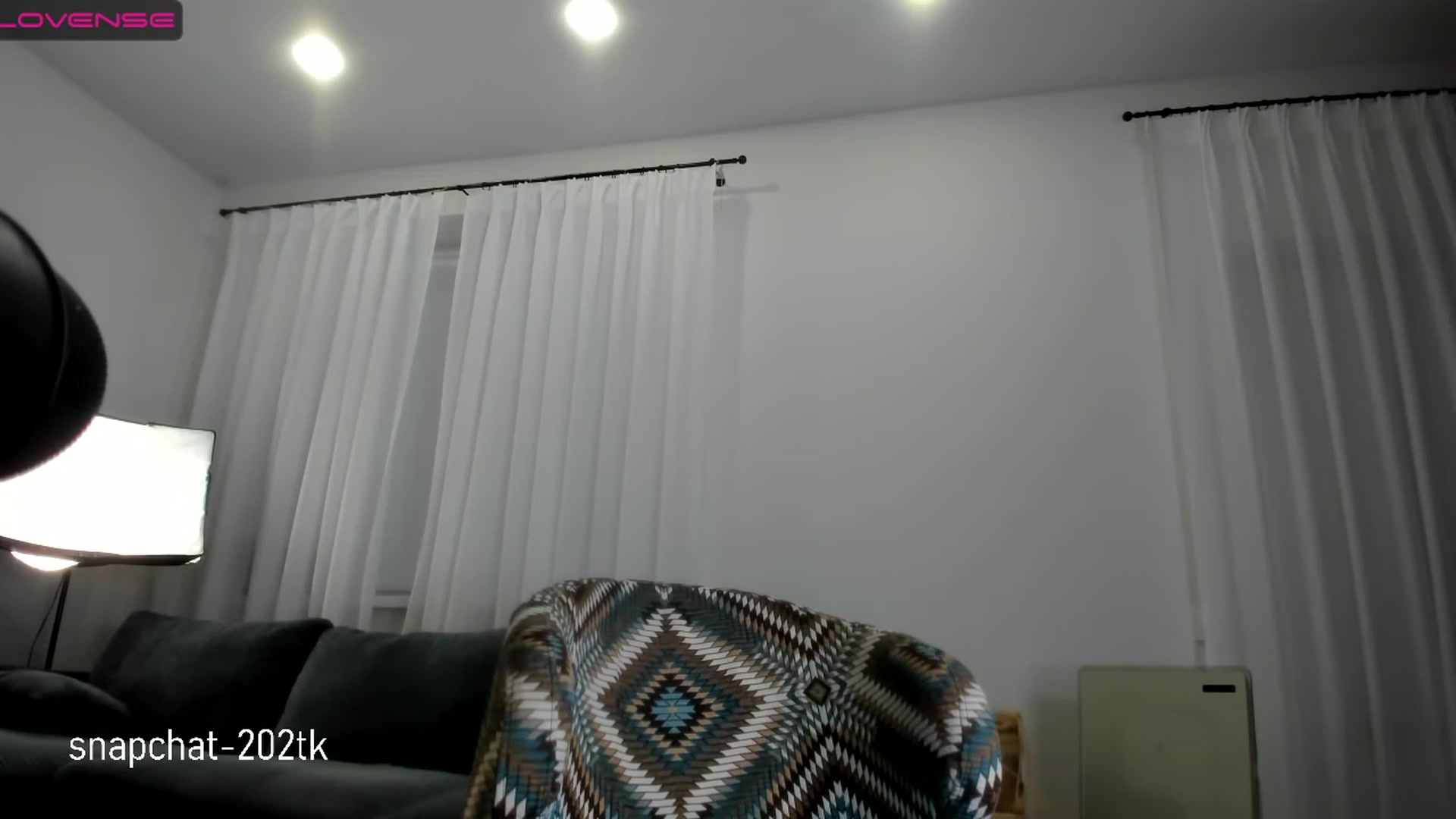Gallery image thumbnail from xHobbyx's myfreecams stream on, 12/16/2022, 14:37 image 15 of 20