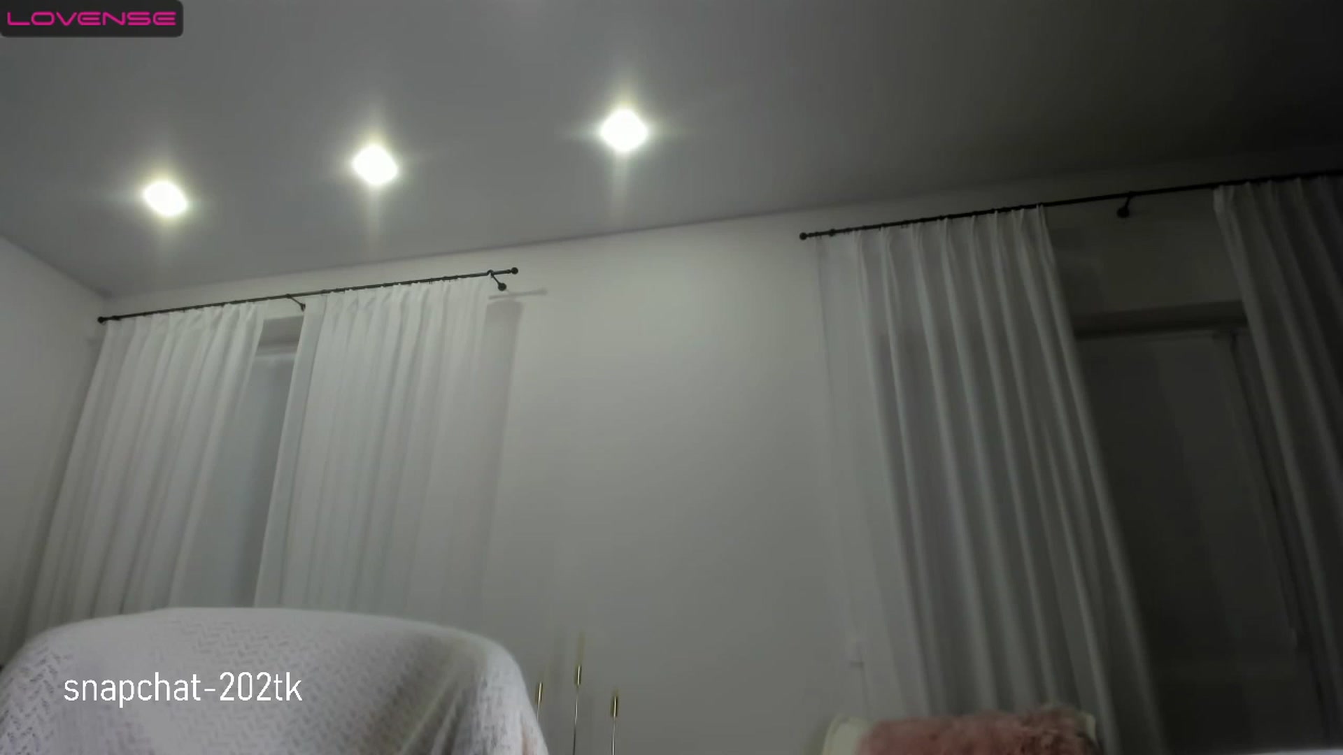 Gallery image thumbnail from xHobbyx's myfreecams stream on, 02/11/2023, 16:44 image 13 of 20
