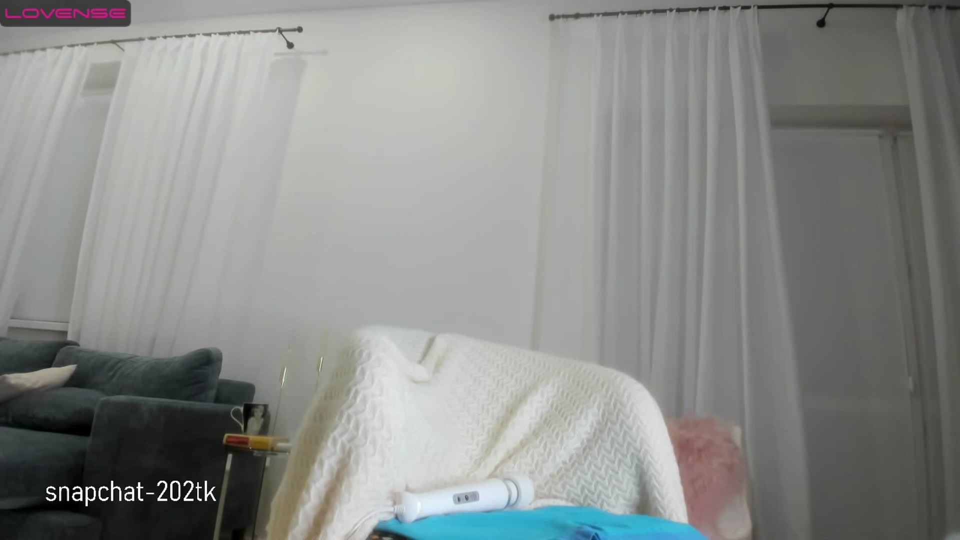 Gallery image thumbnail from xHobbyx's myfreecams stream on, 02/19/2023, 18:17 image 19 of 20