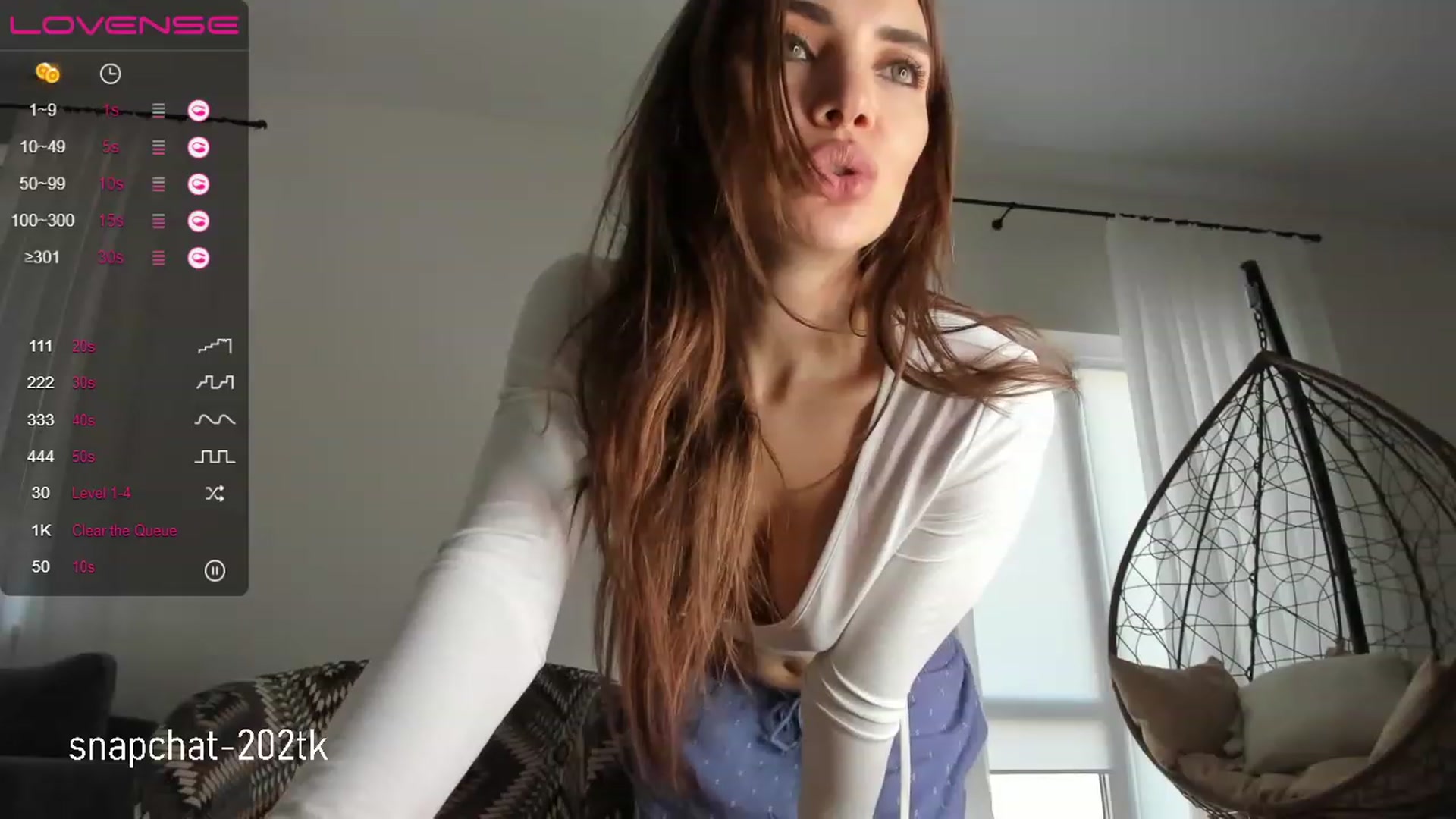 Gallery image thumbnail from xHobbyx's myfreecams stream on, 04/06/2023, 09:48 image 8 of 20