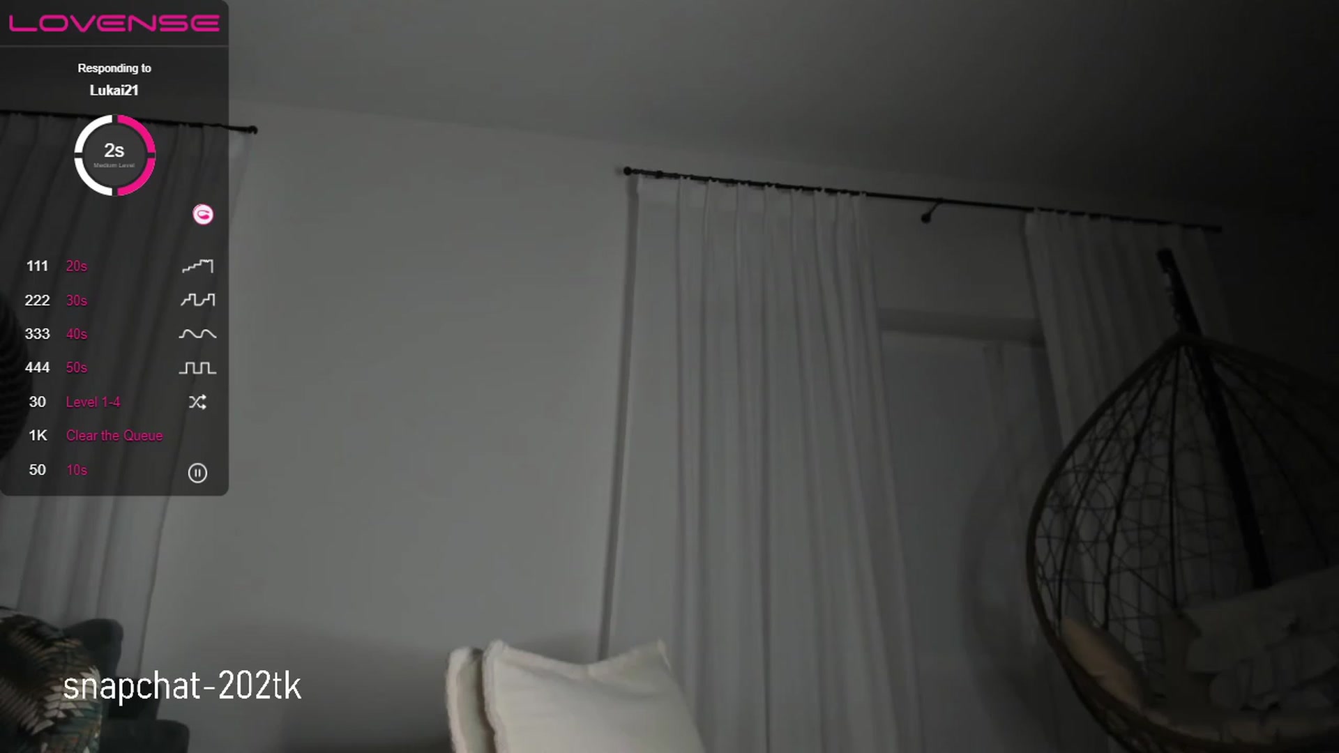 Gallery image thumbnail from xHobbyx's myfreecams stream on, 04/08/2023, 18:51 image 6 of 20