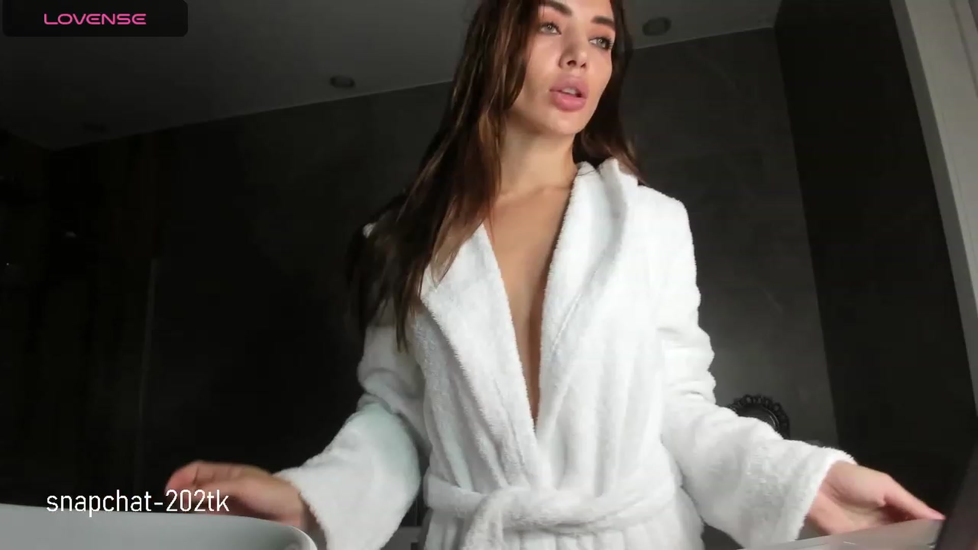 Gallery image thumbnail from xHobbyx's myfreecams stream on, 10/11/2023, 19:05 image 5 of 20