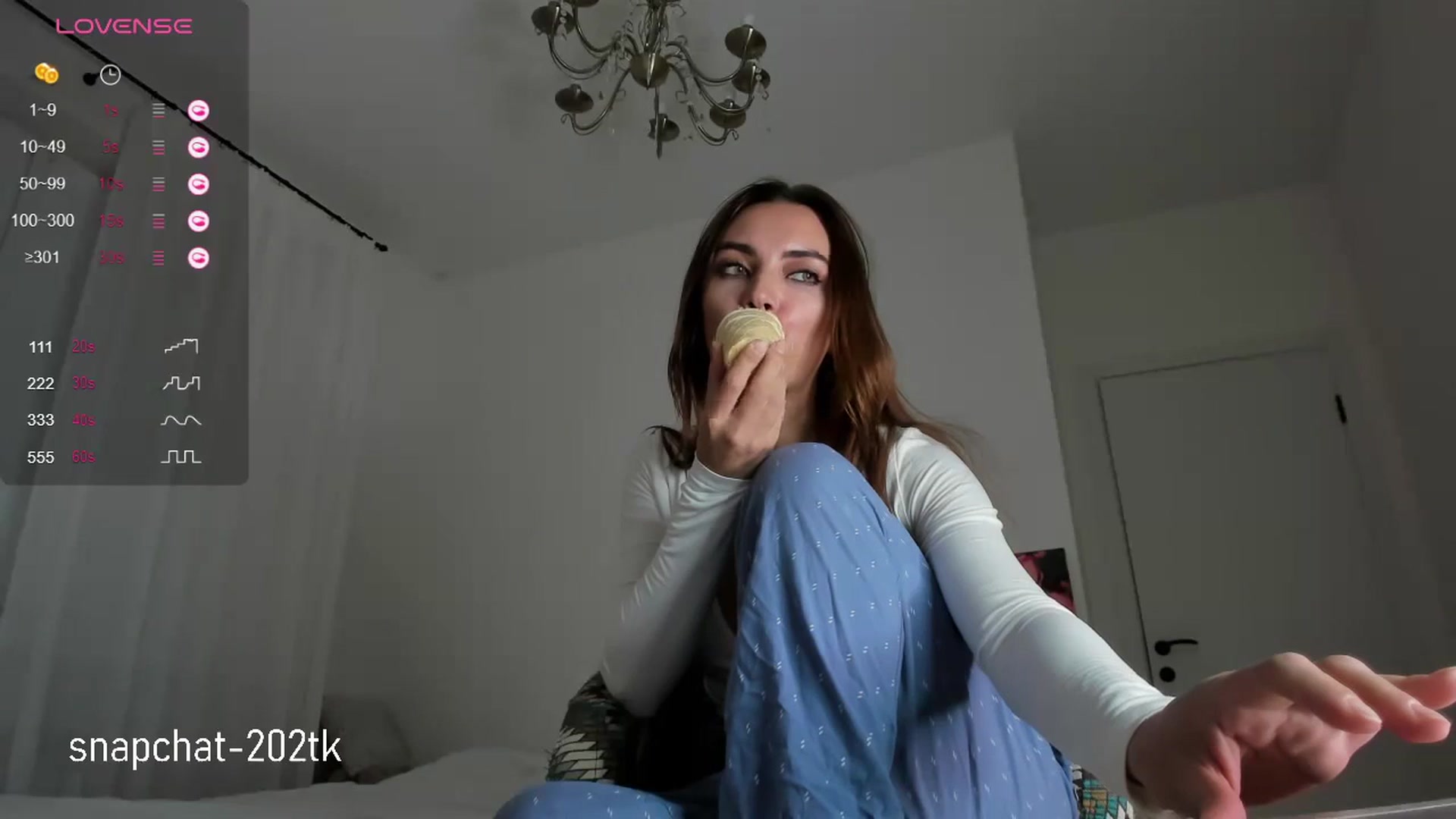 Gallery image thumbnail from xHobbyx's myfreecams stream on, 11/16/2024, 20:39 image 18 of 20
