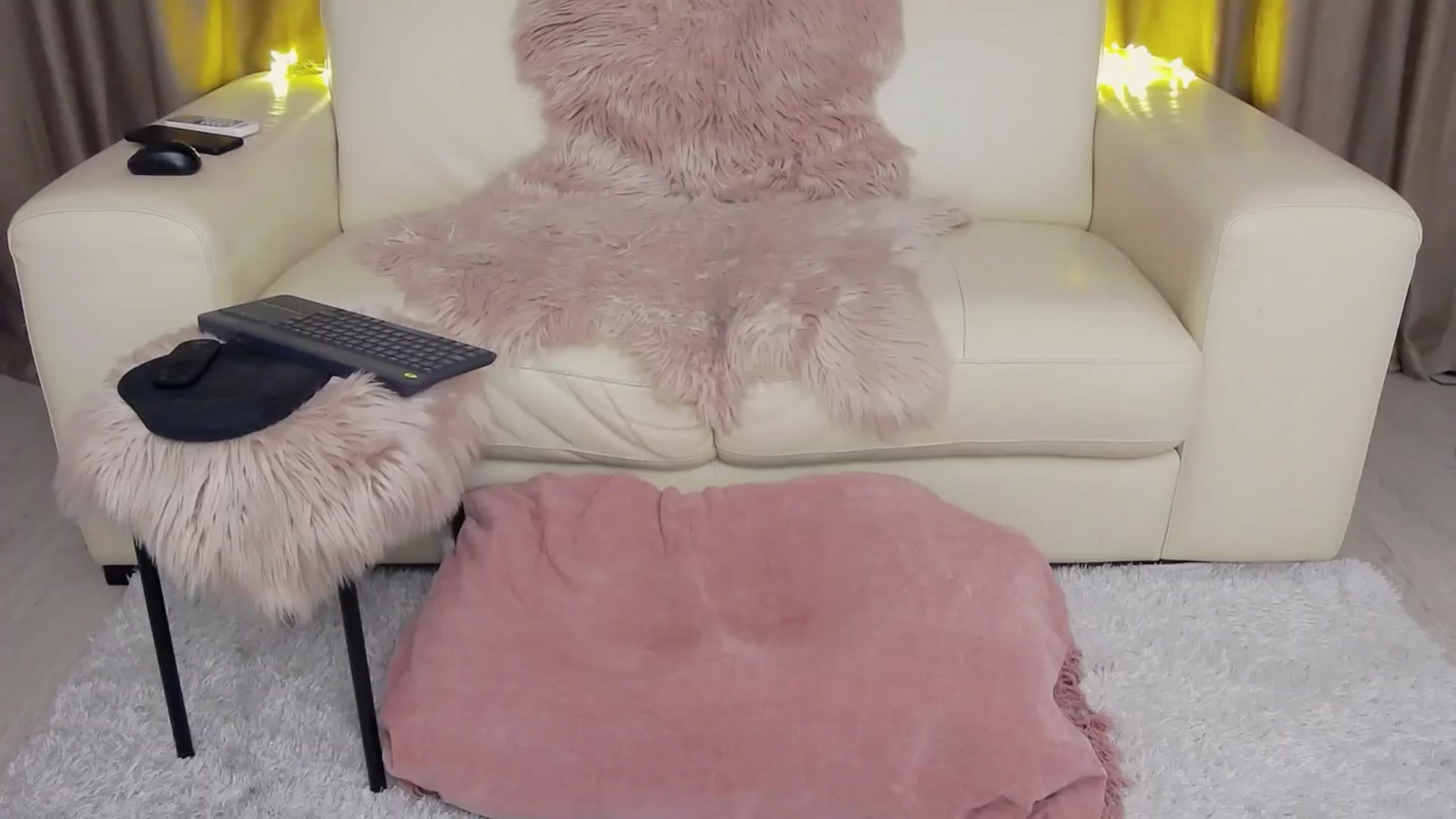 Gallery image thumbnail from xIntense's myfreecams stream on, 08/29/2023, 20:59 image 3 of 20