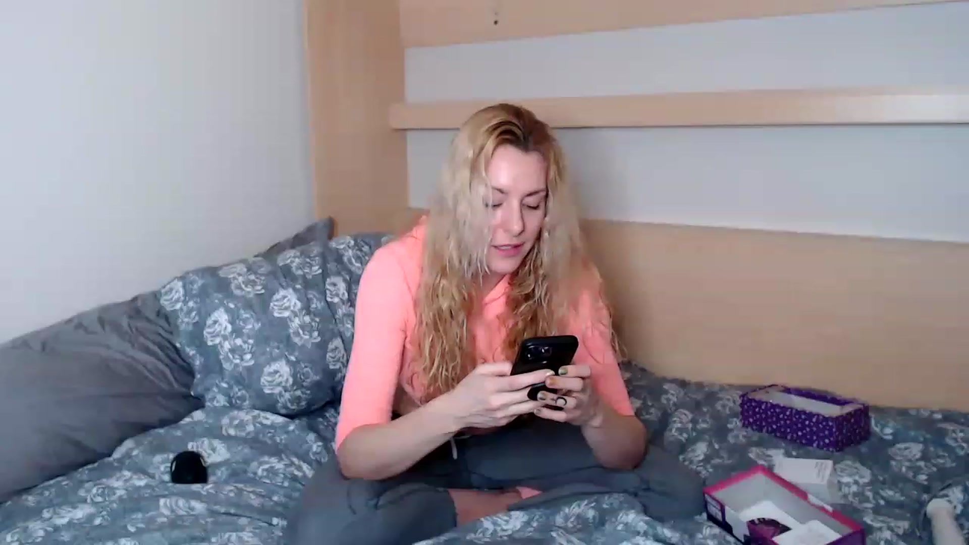 Gallery image thumbnail from xMissBliss's myfreecams stream on, 01/16/2023, 01:33 image 9 of 20