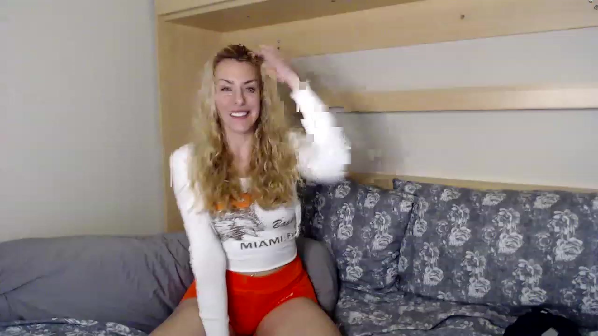Gallery image thumbnail from xMissBliss's myfreecams stream on, 01/18/2023, 01:40 image 16 of 20