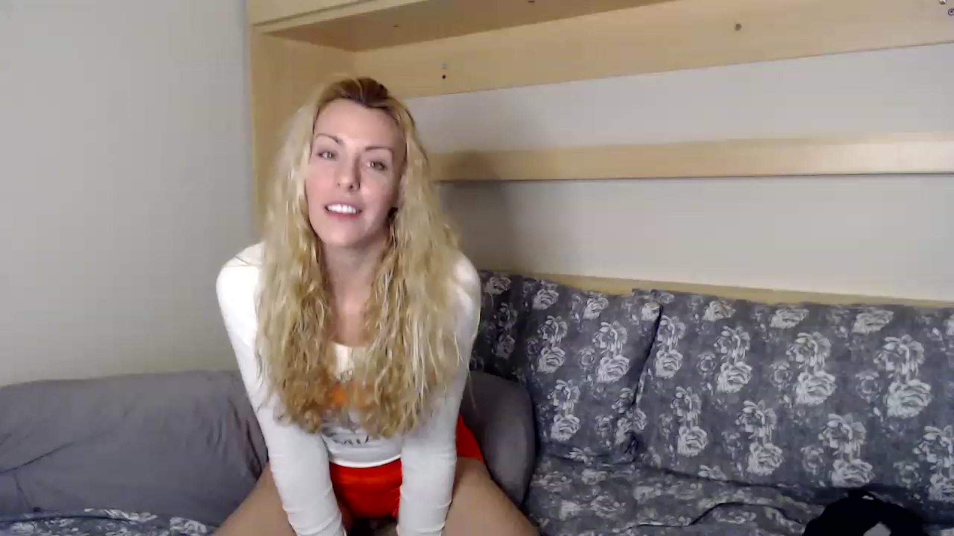 Gallery image thumbnail from xMissBliss's myfreecams stream on, 01/18/2023, 01:40 image 15 of 20