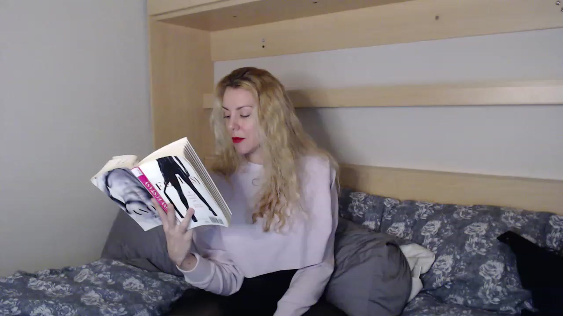 Gallery image thumbnail from xMissBliss's myfreecams stream on, 01/22/2023, 01:17 image 17 of 20