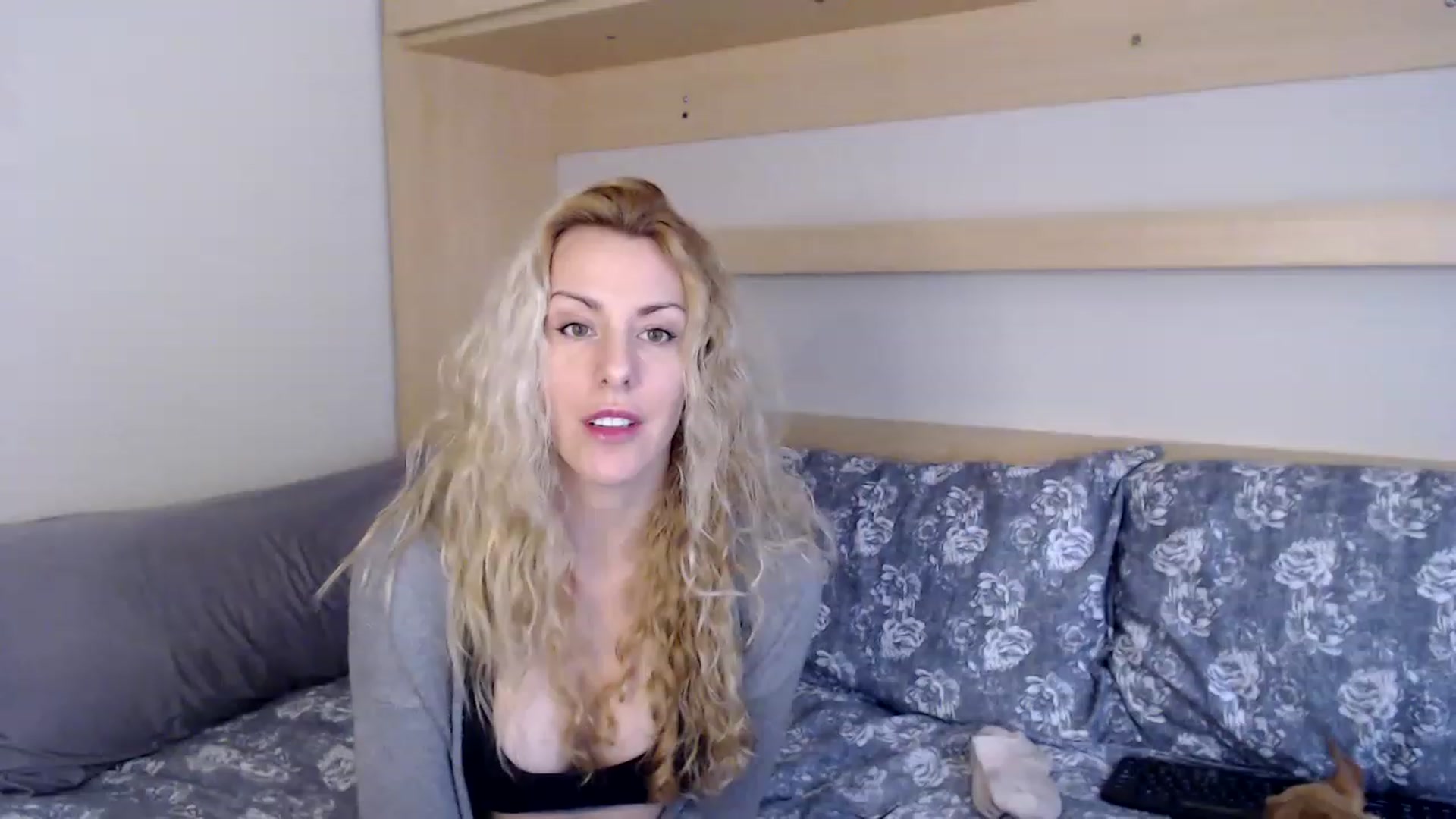 Gallery image thumbnail from xMissBliss's myfreecams stream on, 01/25/2023, 21:45 image 1 of 20