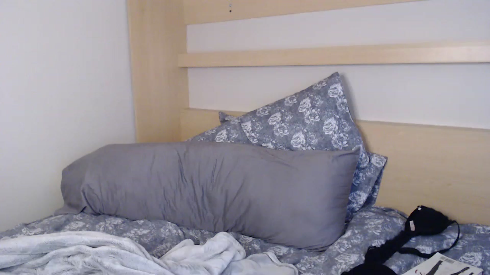 Gallery image thumbnail from xMissBliss's myfreecams stream on, 02/04/2023, 21:58 image 16 of 20