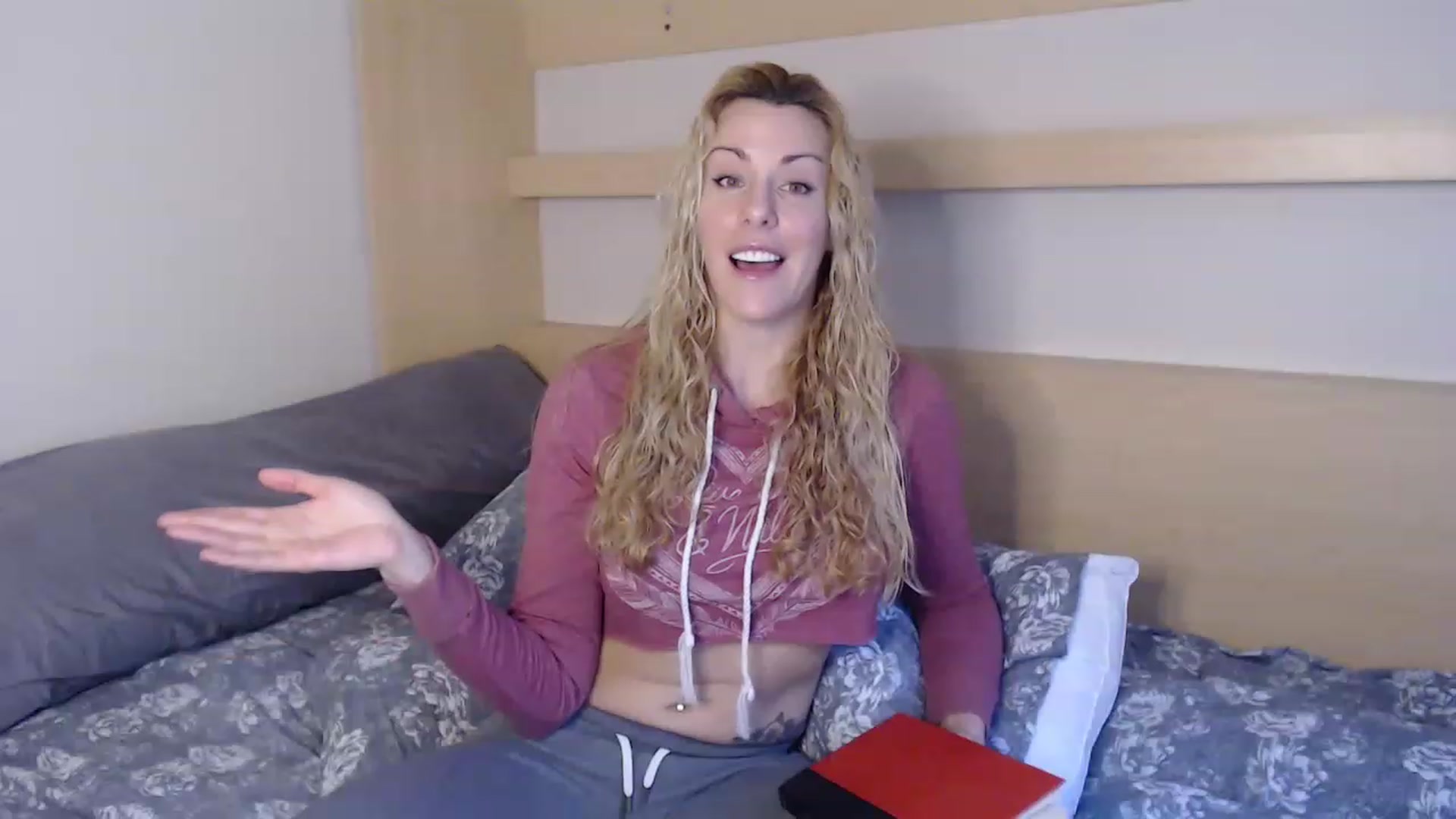 Gallery image thumbnail from xMissBliss's myfreecams stream on, 02/16/2023, 01:29 image 4 of 20