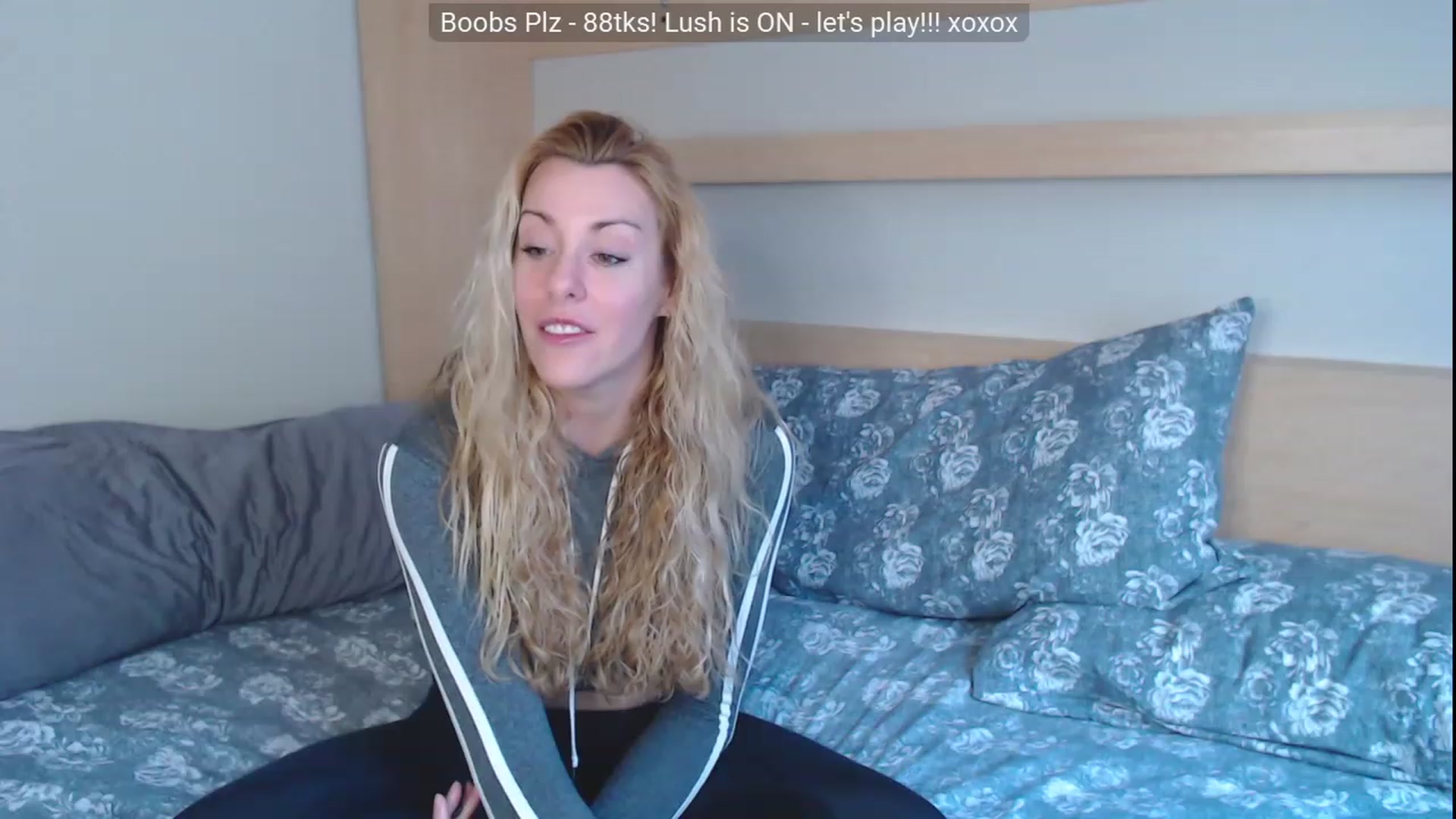 Gallery image thumbnail from xMissBliss's myfreecams stream on, 03/08/2023, 23:51 image 1 of 20