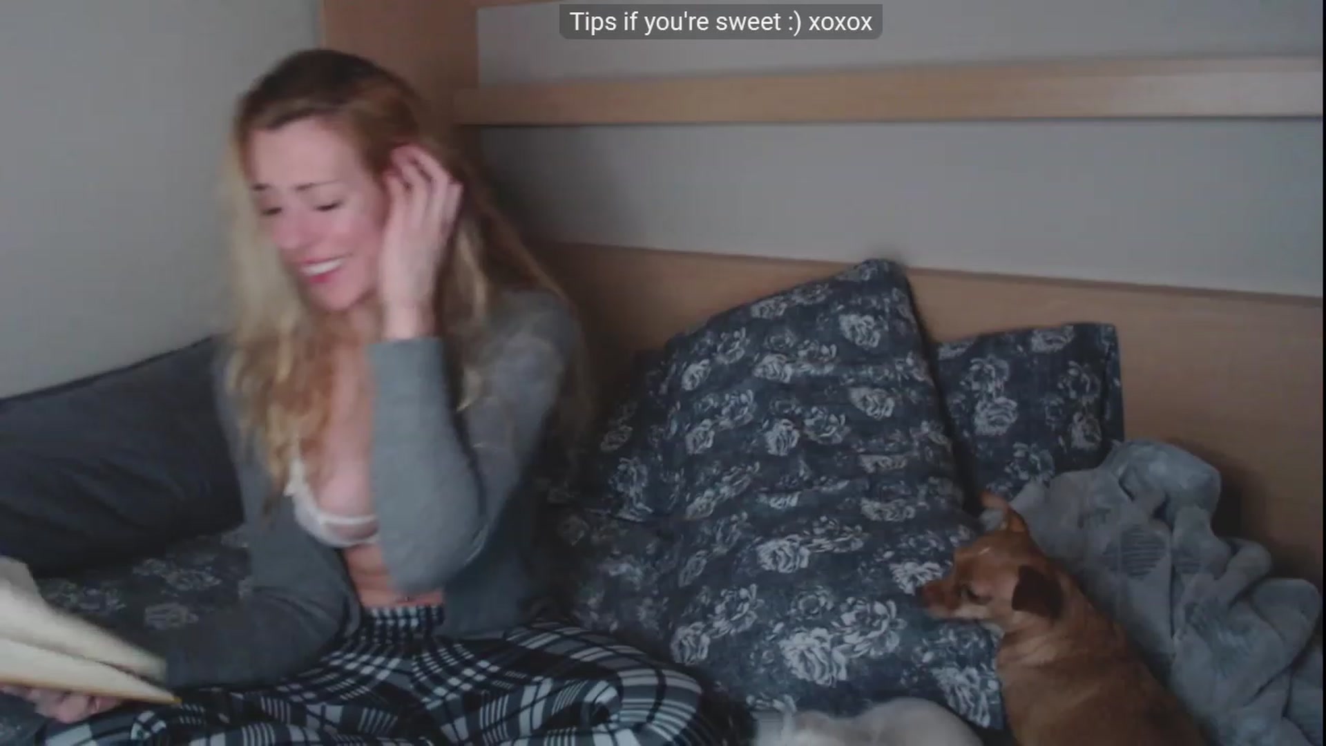 Gallery image thumbnail from xMissBliss's myfreecams stream on, 03/15/2023, 05:09 image 17 of 20