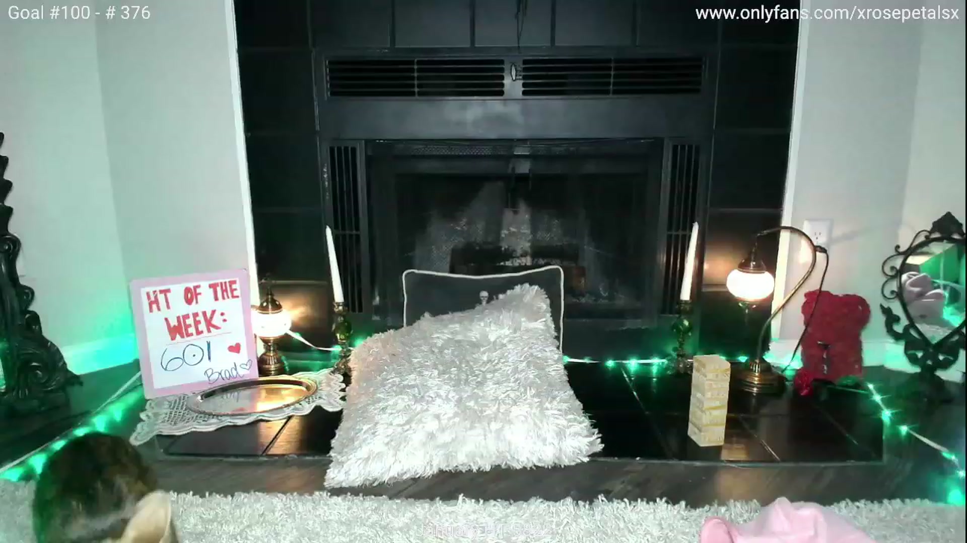 Gallery image thumbnail from xRosePetalsx's myfreecams stream on, 01/21/2024, 13:32 image 16 of 20
