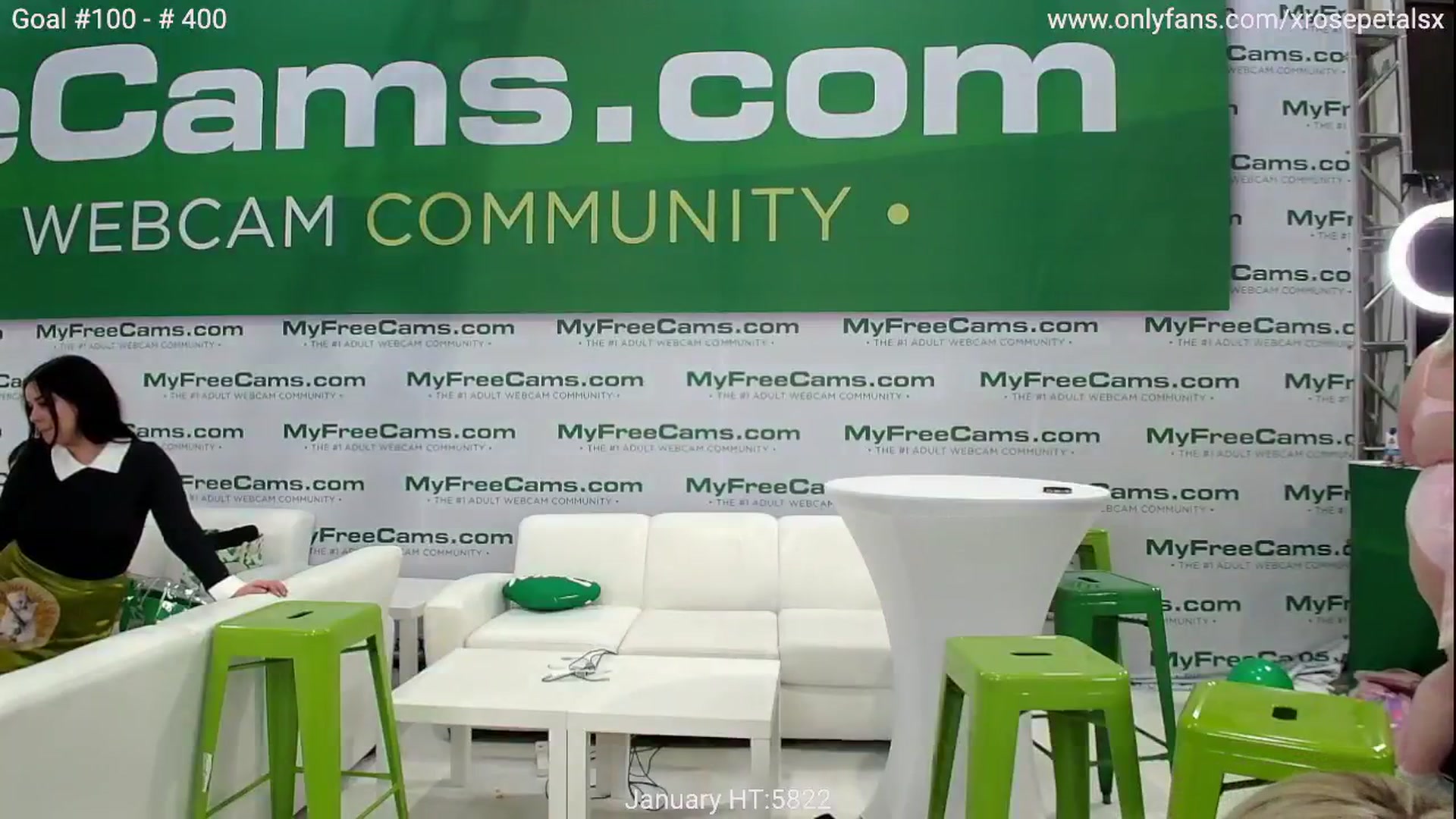 Gallery image thumbnail from xRosePetalsx's myfreecams stream on, 01/26/2024, 03:40 image 20 of 20