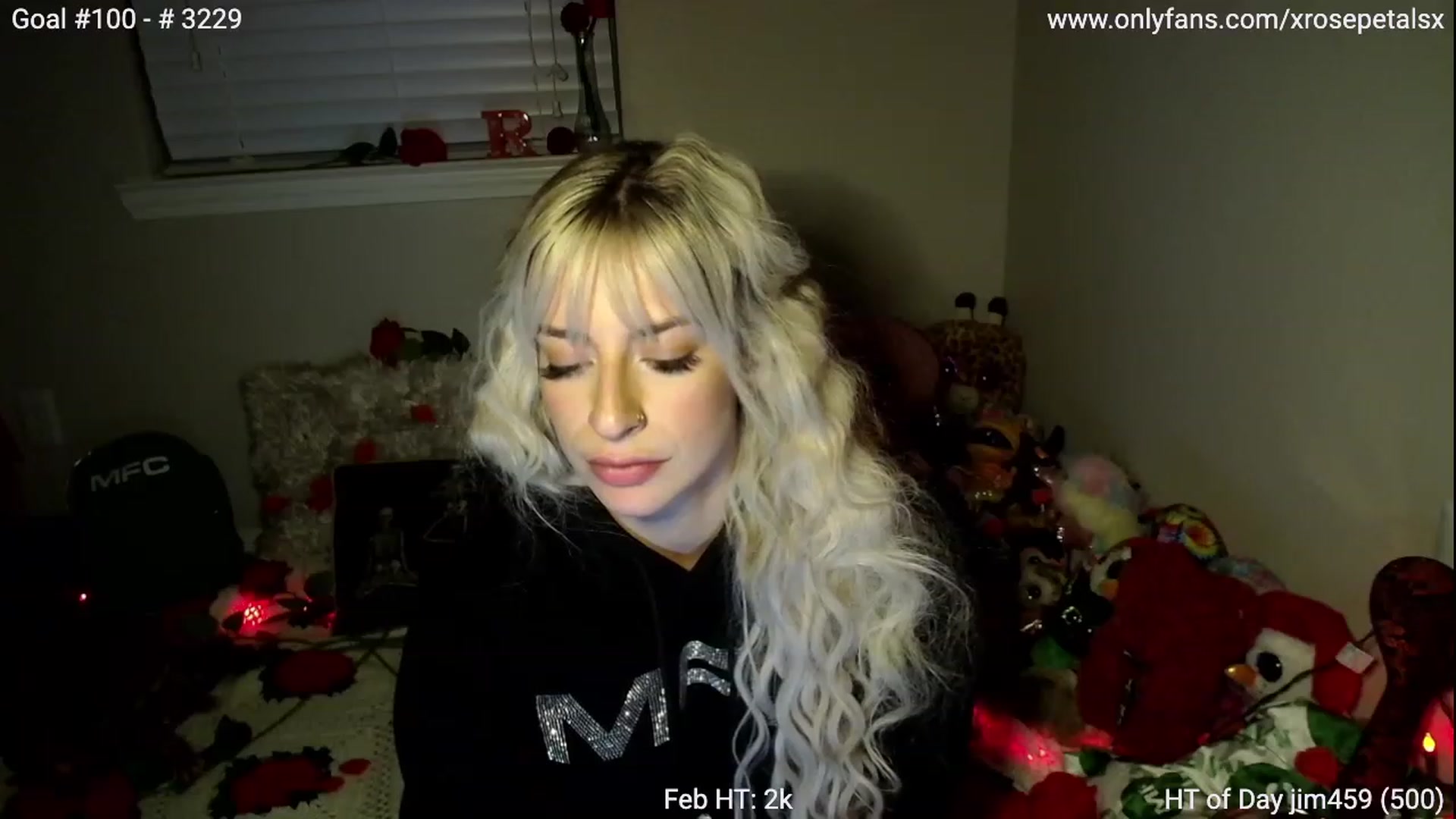 Gallery image thumbnail from xRosePetalsx's myfreecams stream on, 02/19/2024, 09:31 image 20 of 20