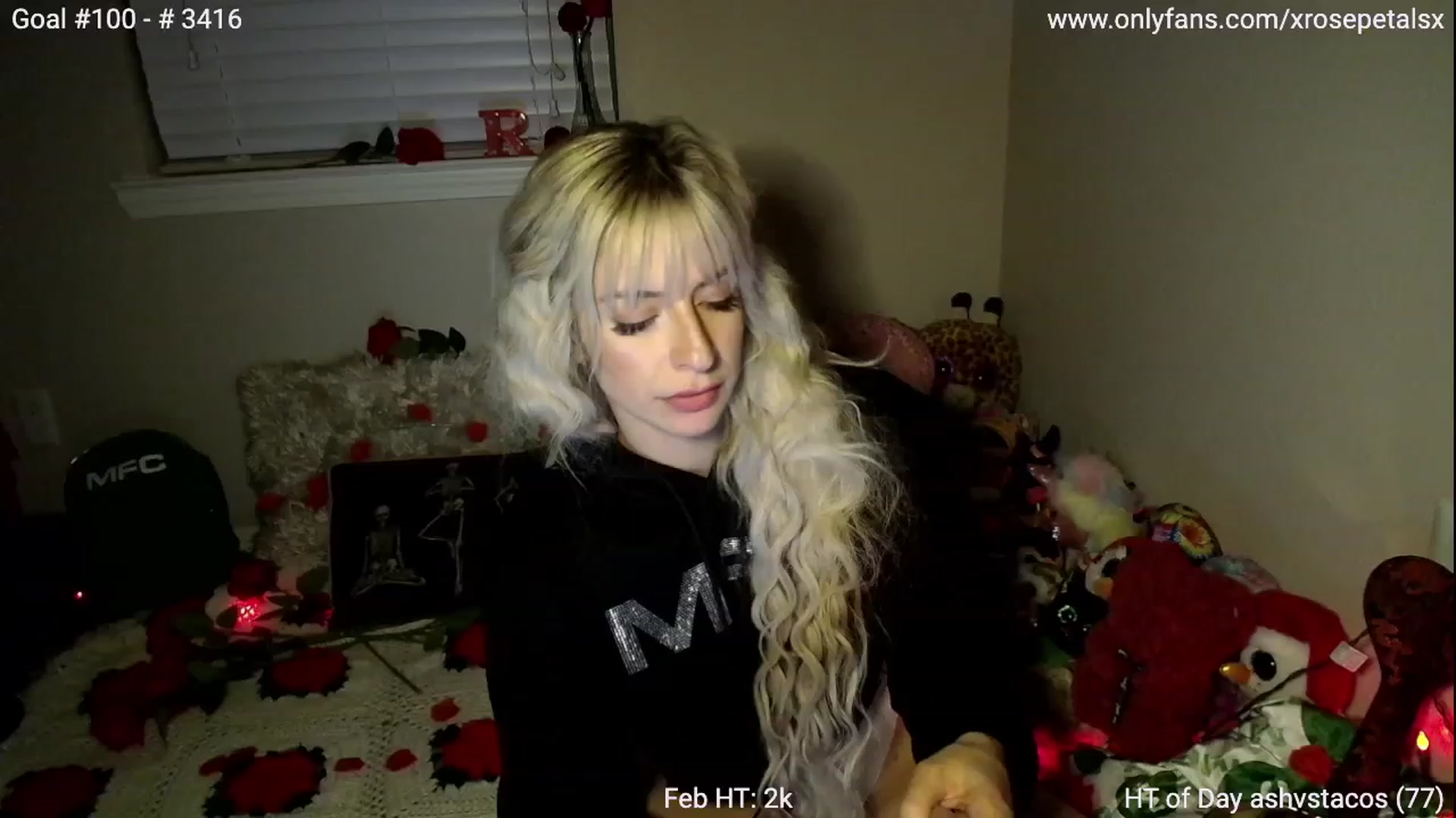 Gallery image thumbnail from xRosePetalsx's myfreecams stream on, 02/19/2024, 09:31 image 13 of 20