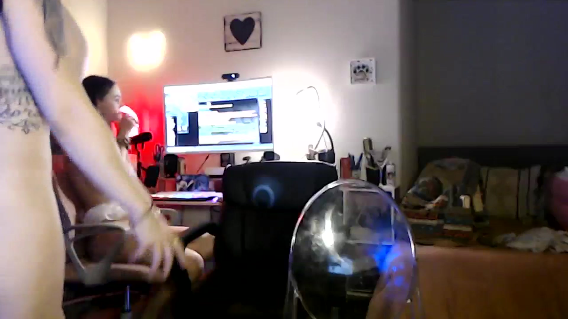 Gallery image thumbnail from xRosePetalsx's myfreecams stream on, 03/29/2024, 07:19 image 7 of 20