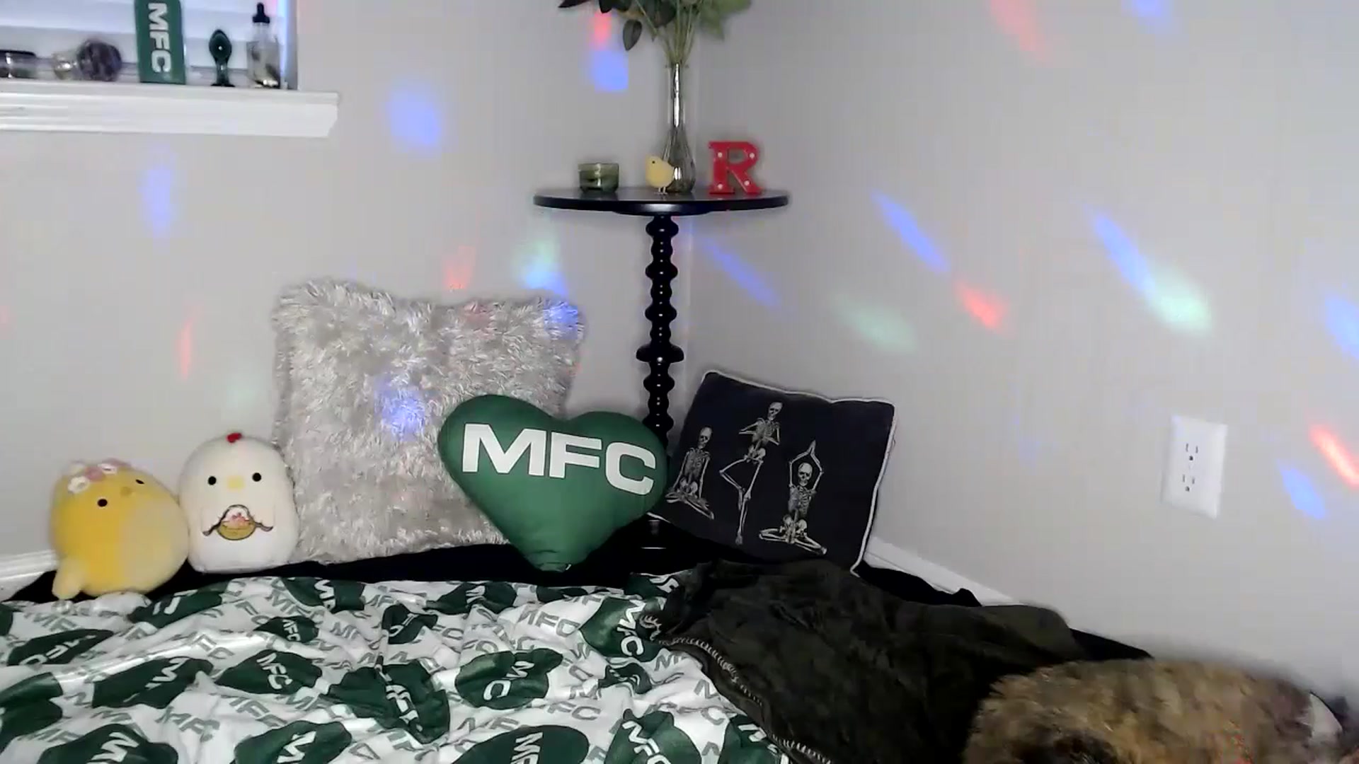 Gallery image thumbnail from xRosePetalsx's myfreecams stream on, 04/20/2024, 21:57 image 5 of 20