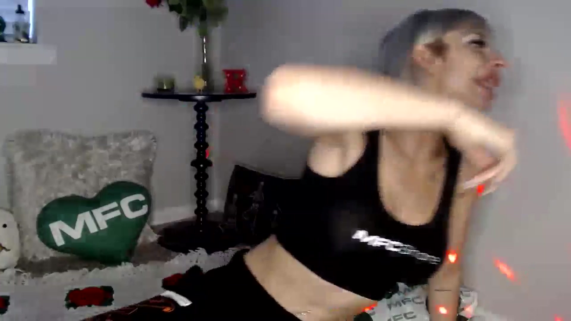 Gallery image thumbnail from xRosePetalsx's myfreecams stream on, 04/23/2024, 24:00 image 13 of 20