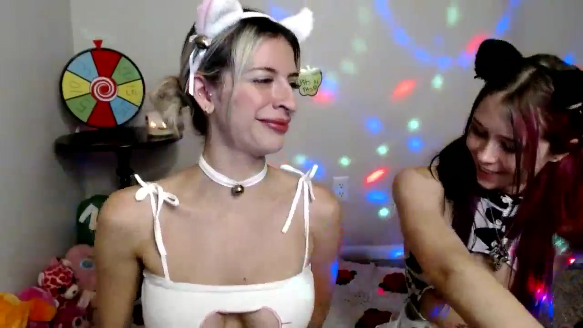 Gallery image thumbnail from xRosePetalsx's myfreecams stream on, 07/08/2024, 06:02 image 8 of 20
