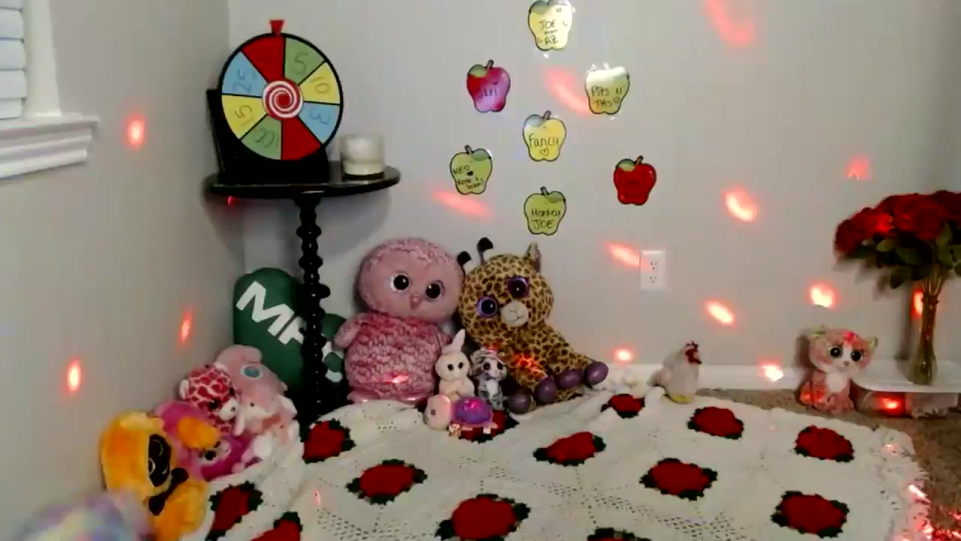 Gallery image thumbnail from xRosePetalsx's myfreecams stream on, 07/11/2024, 05:42 image 19 of 20