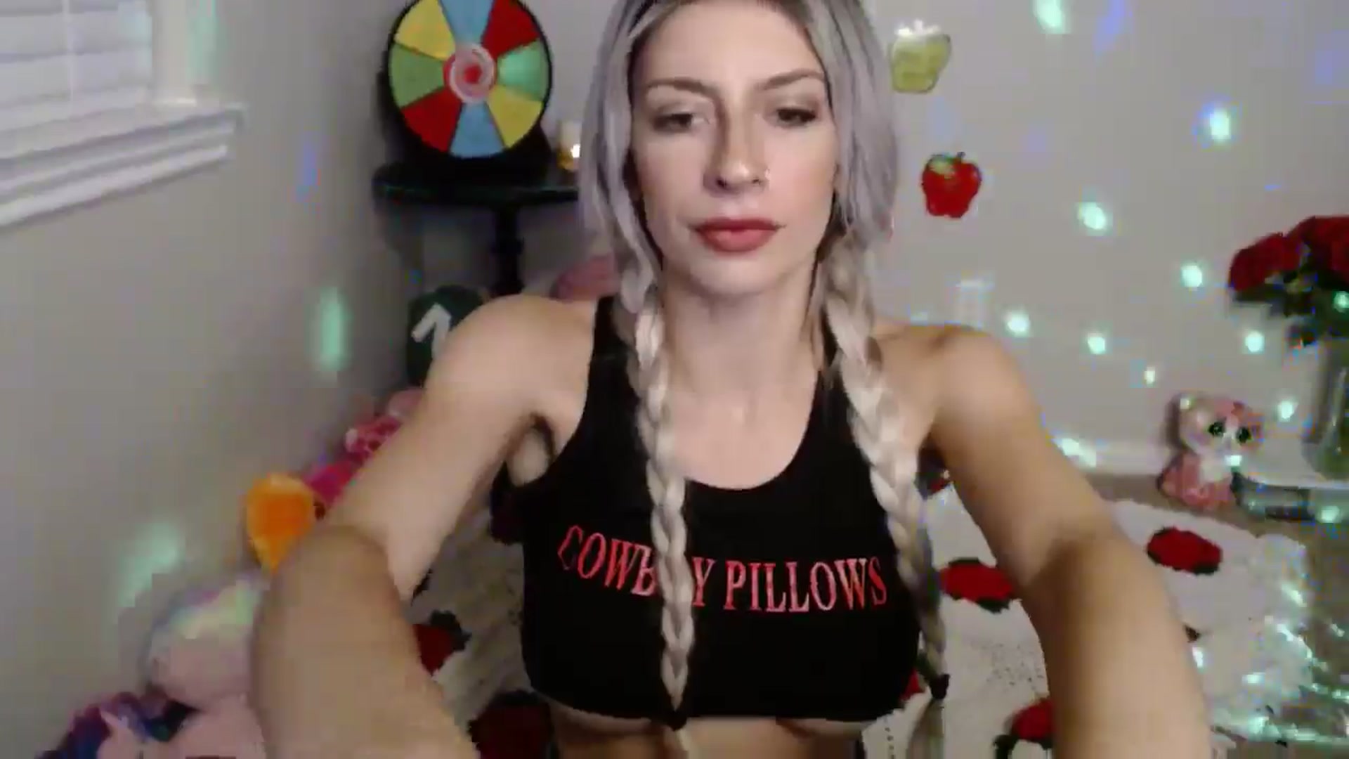 Gallery image thumbnail from xRosePetalsx's myfreecams stream on, 07/14/2024, 06:28 image 17 of 20